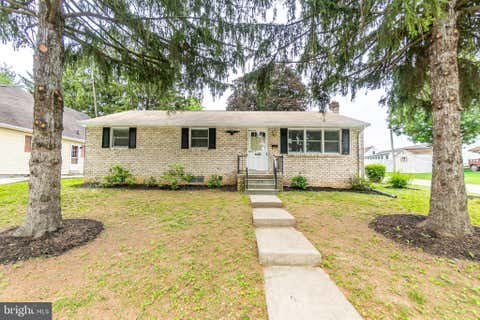 Photo of 575 Grant Drive, HANOVER, PA 17331 (MLS # PAYK2105194)