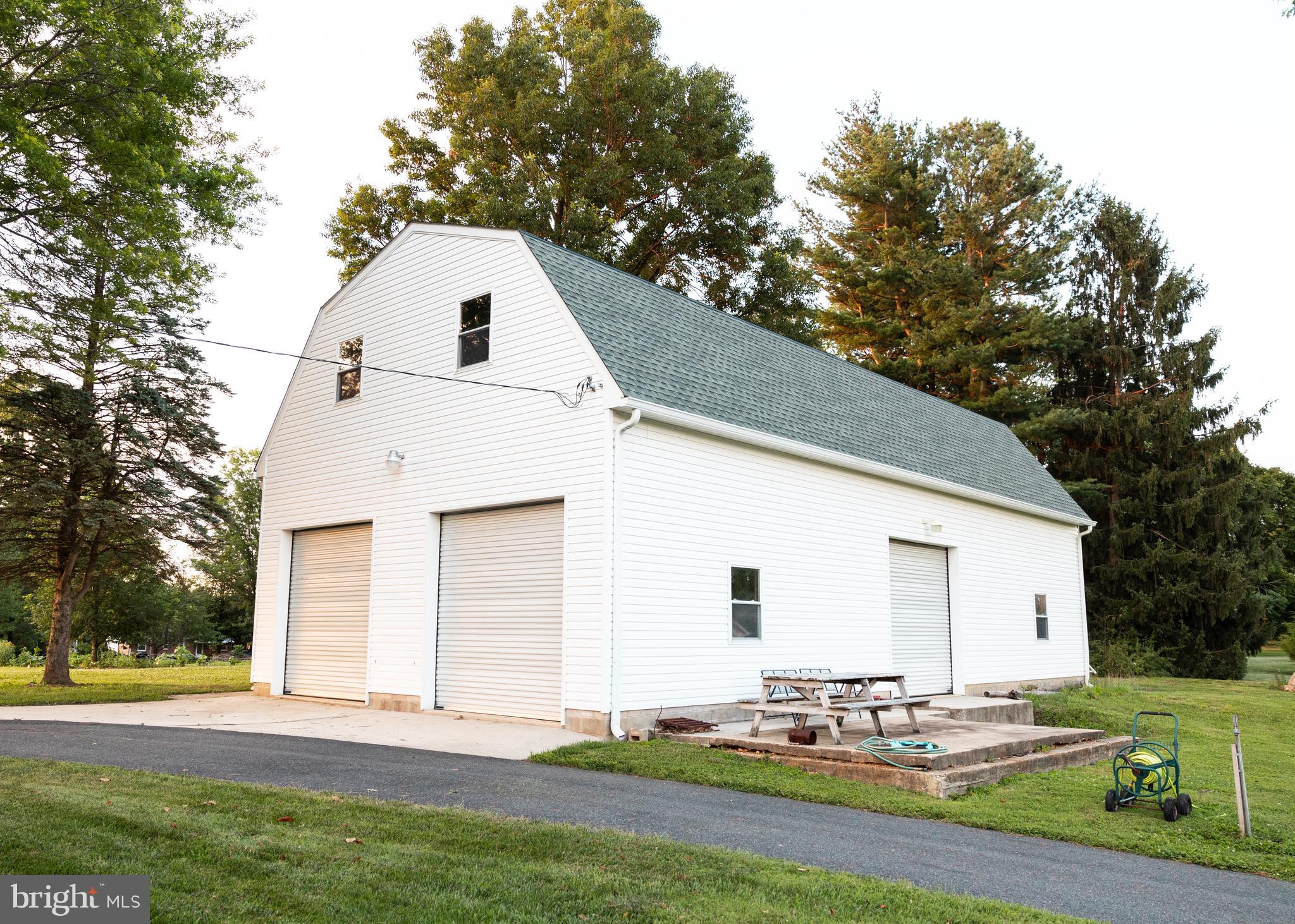 4011 WEBSTER ROAD