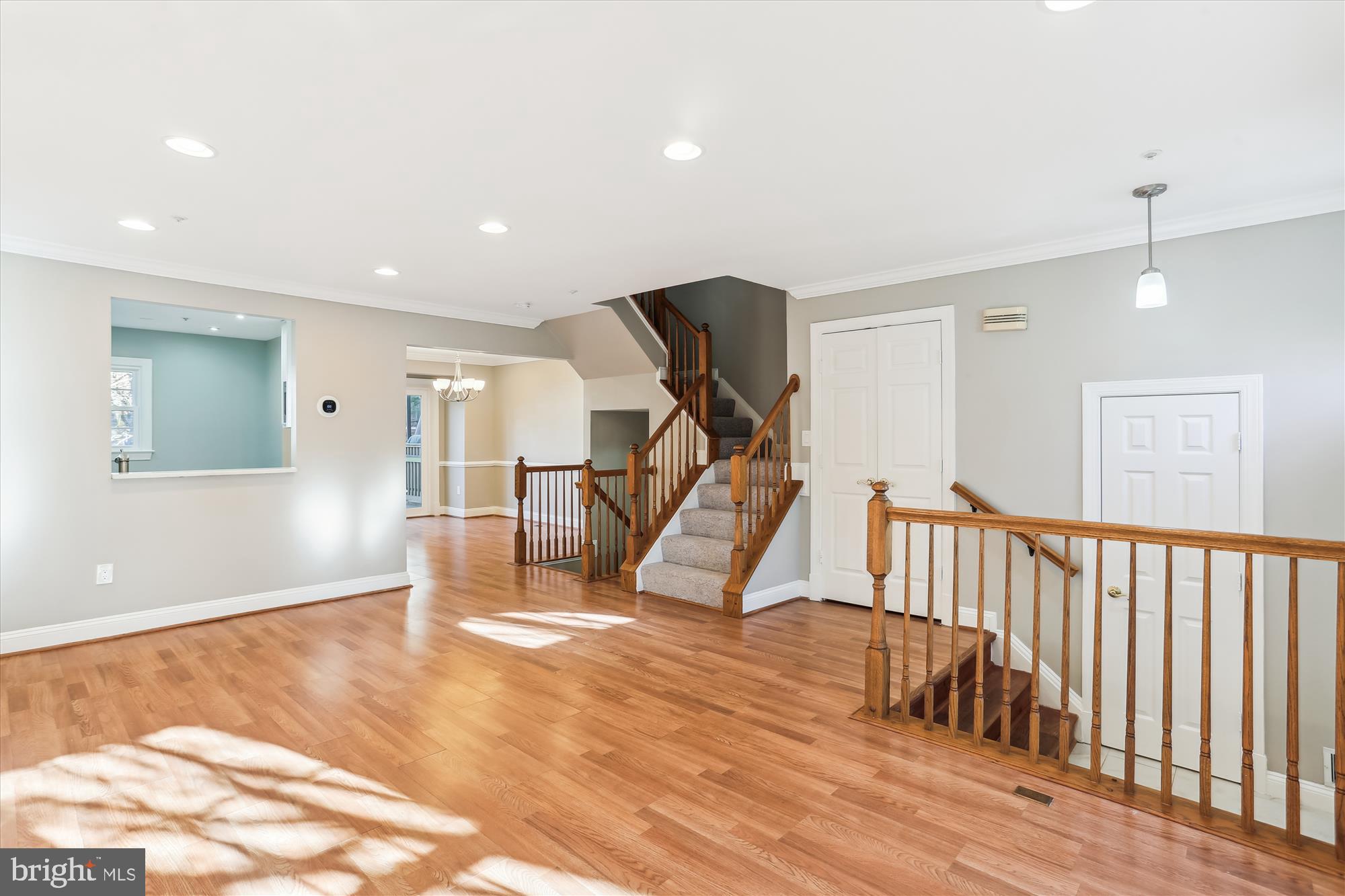 KEMP MILL - Residential