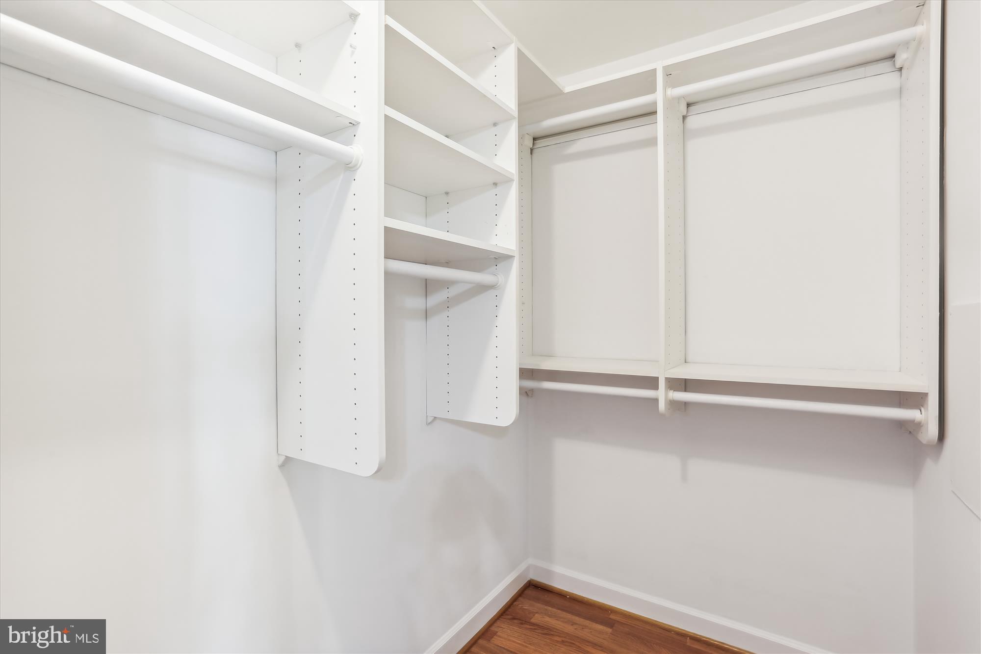 KEMP MILL - Residential