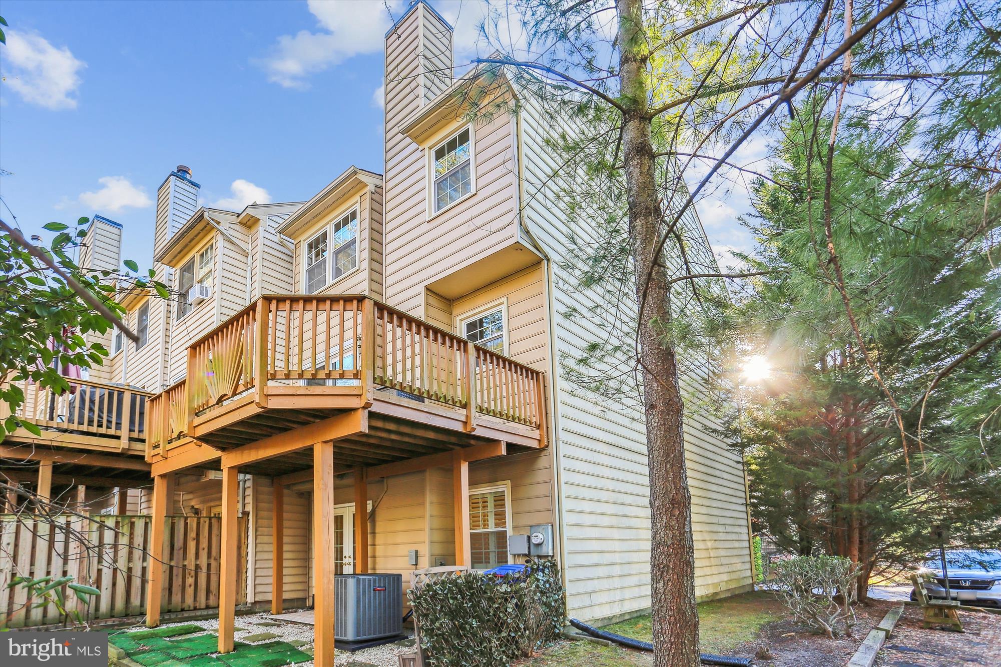 KEMP MILL - Residential