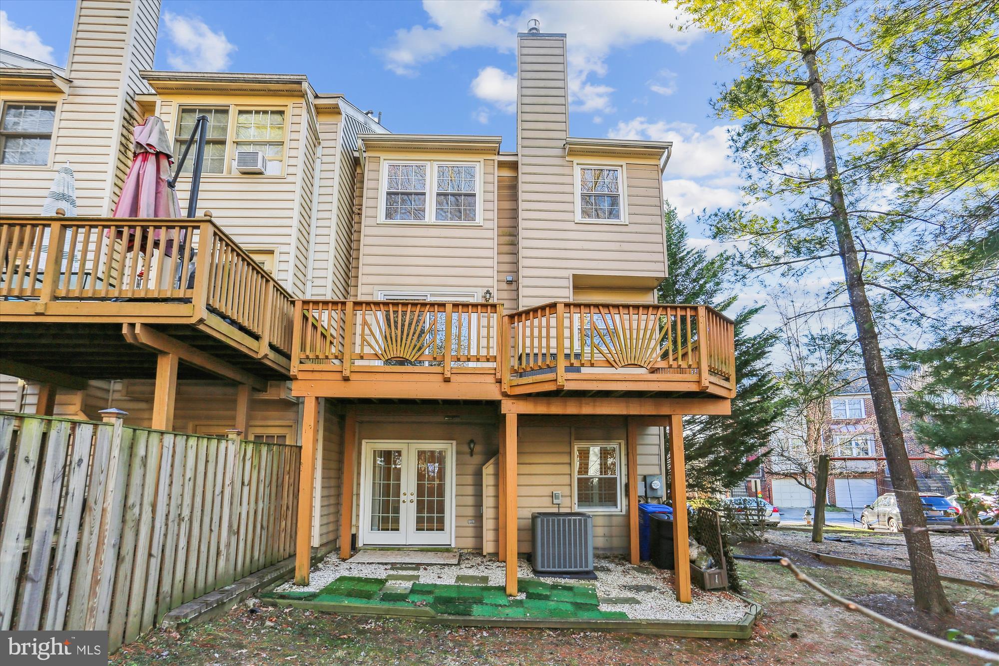 KEMP MILL - Residential