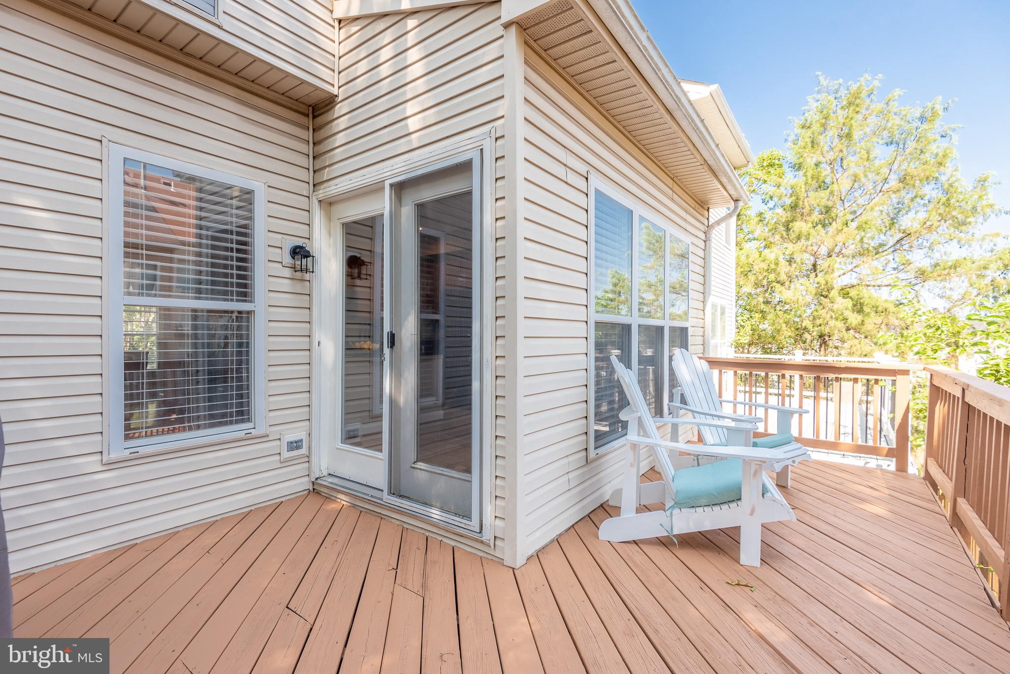 LIFESTYLE AT SULLY STATION - Residential