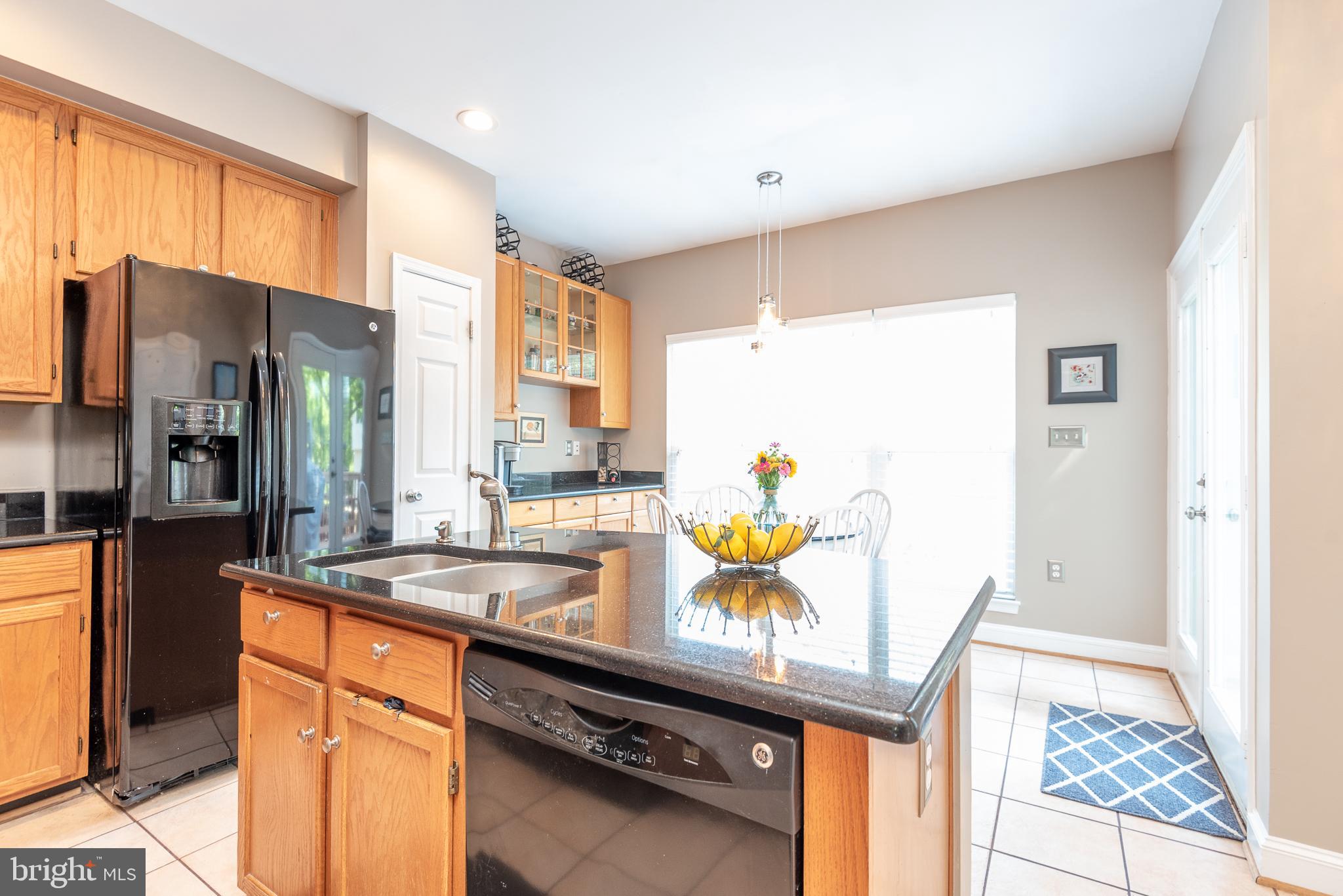 LIFESTYLE AT SULLY STATION - Residential