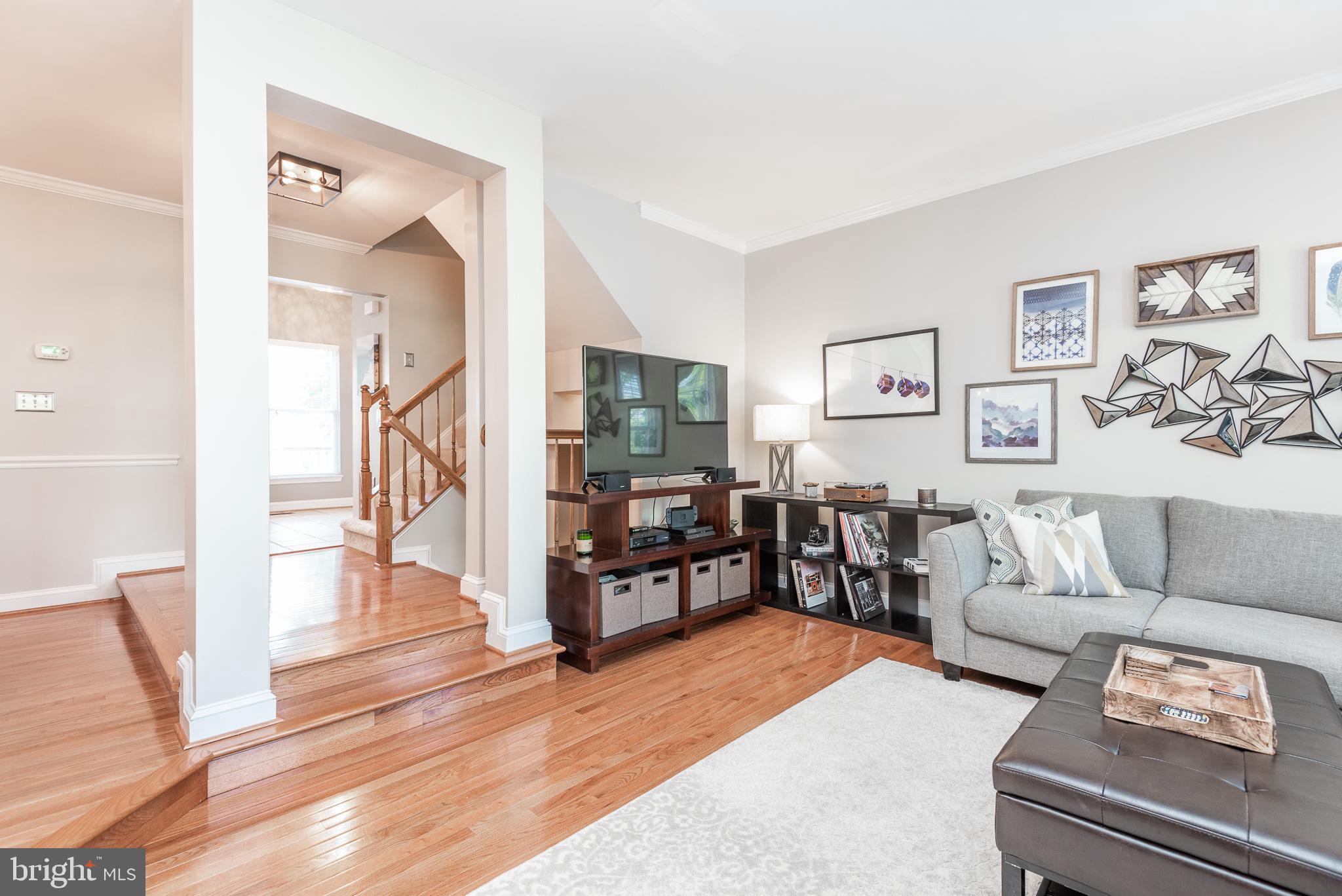 LIFESTYLE AT SULLY STATION - Residential