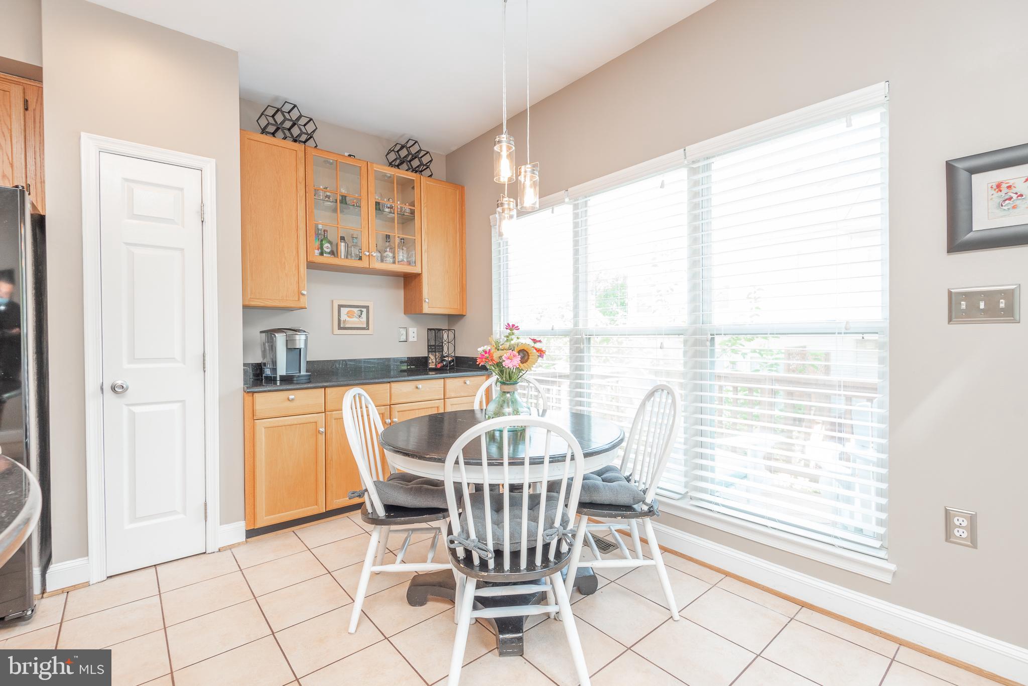 LIFESTYLE AT SULLY STATION - Residential