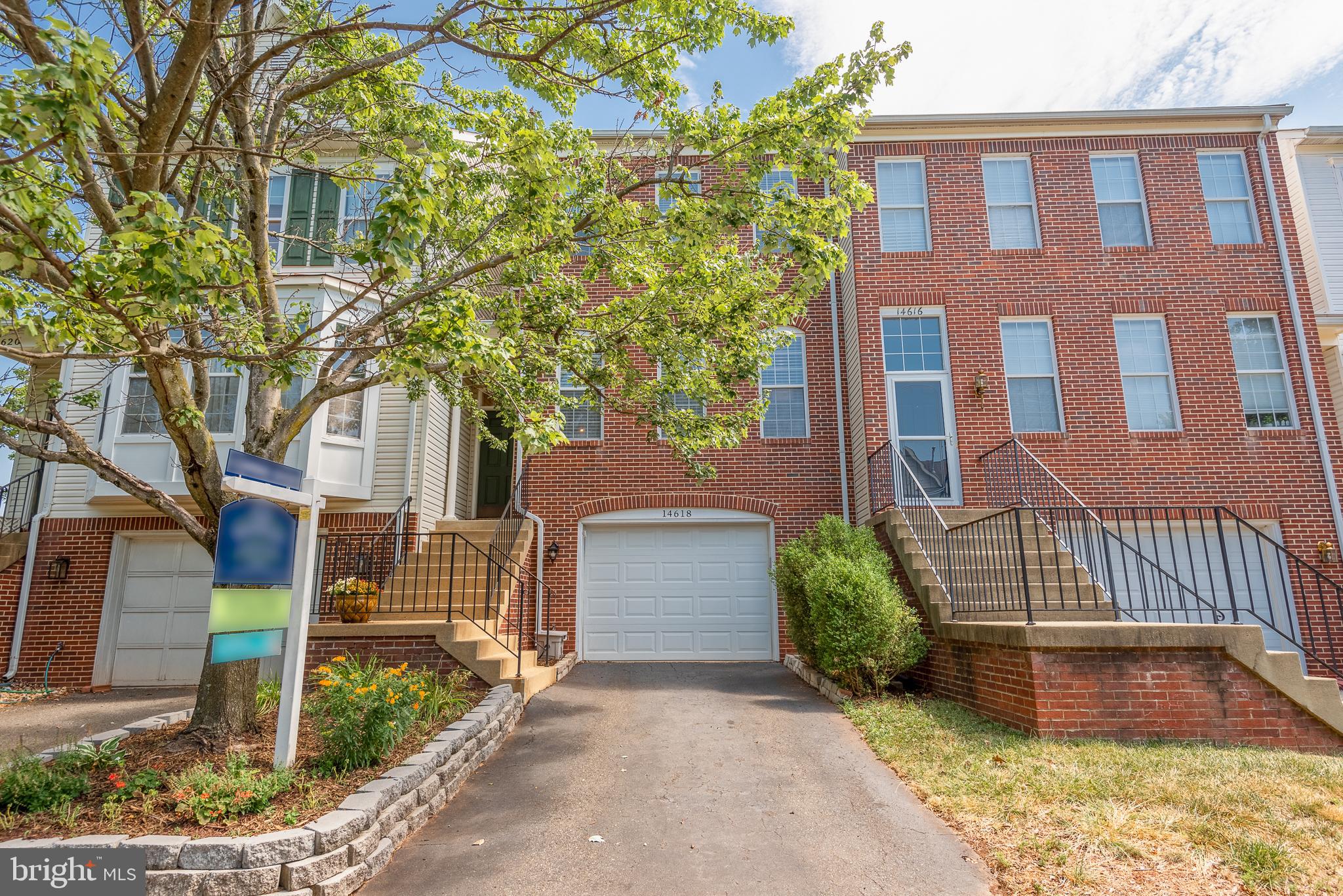 LIFESTYLE AT SULLY STATION - Residential