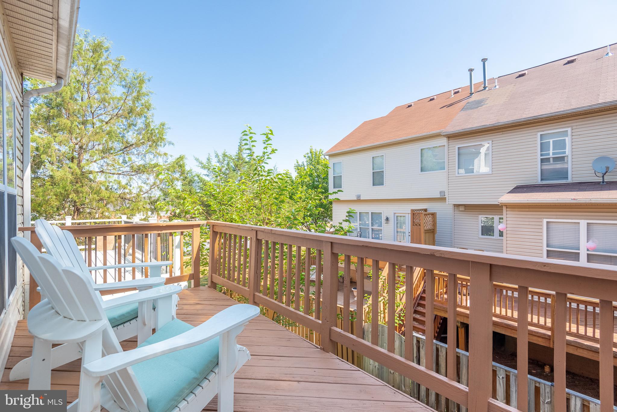 LIFESTYLE AT SULLY STATION - Residential