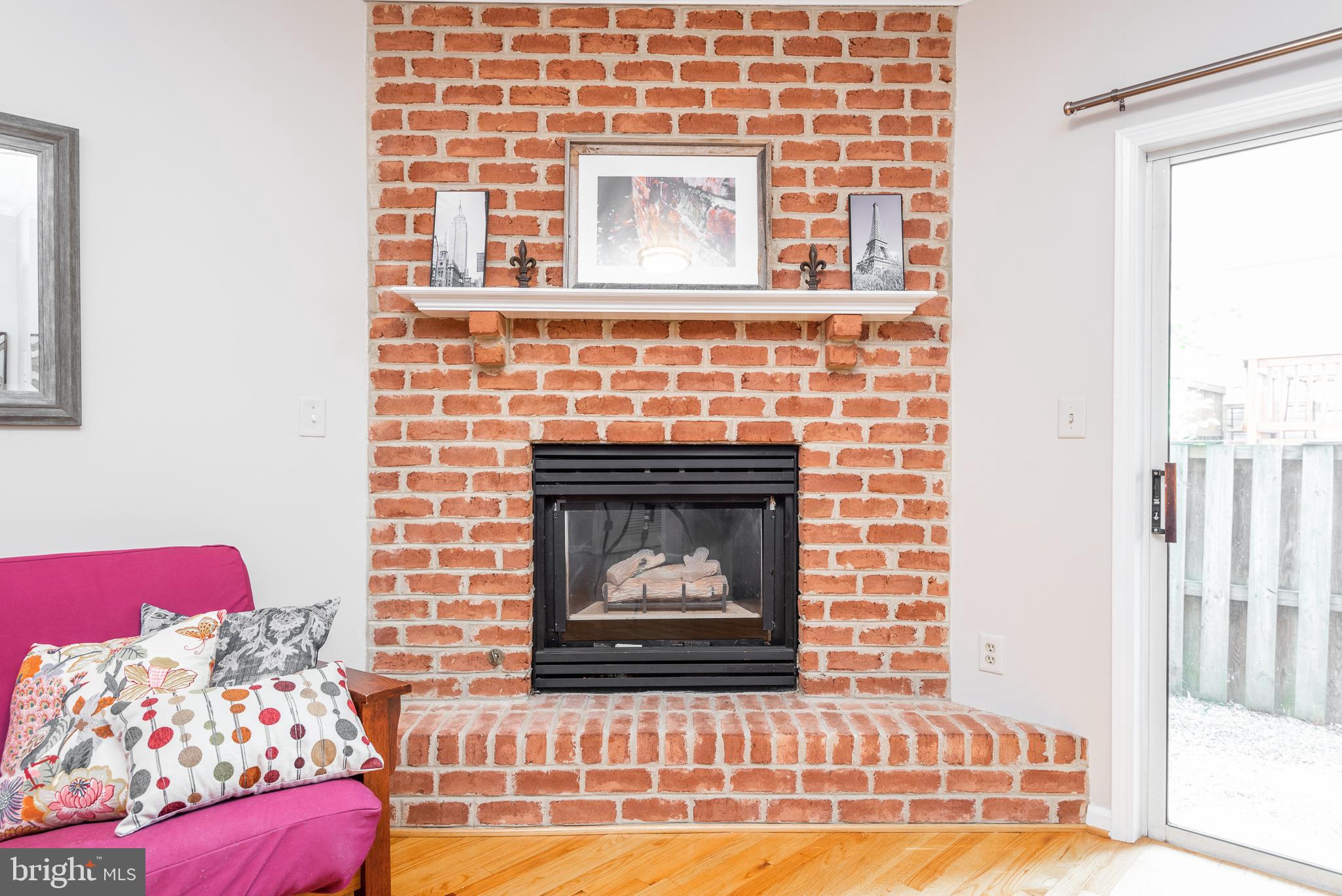 LIFESTYLE AT SULLY STATION - Residential