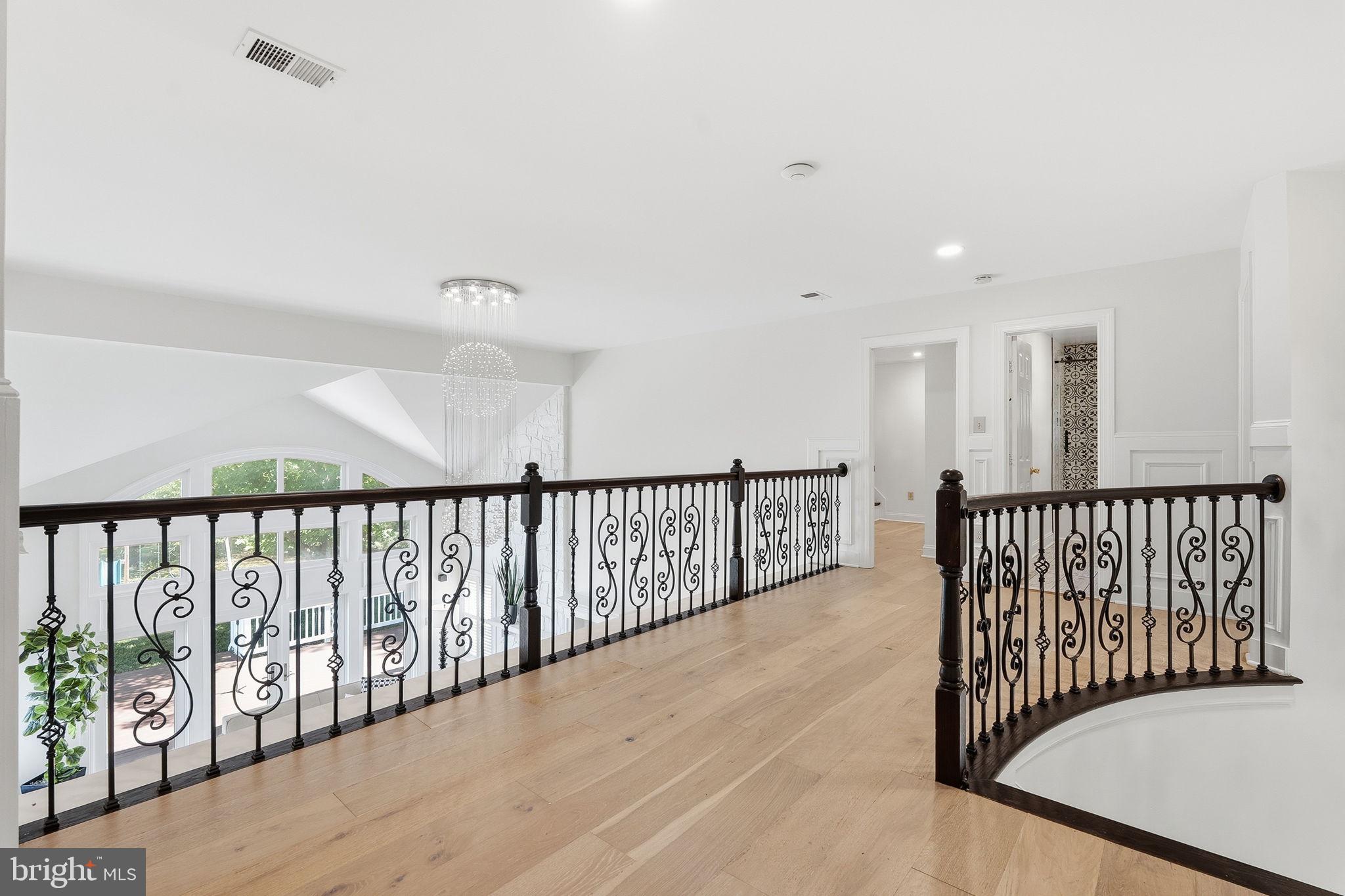 HICKORY CREEK ESTATES - Residential