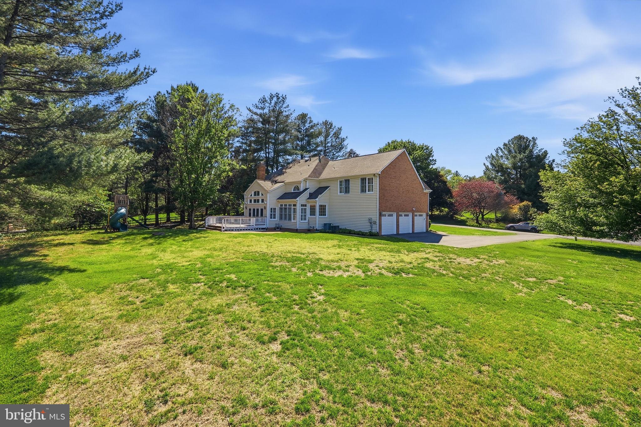 HICKORY CREEK ESTATES - Residential