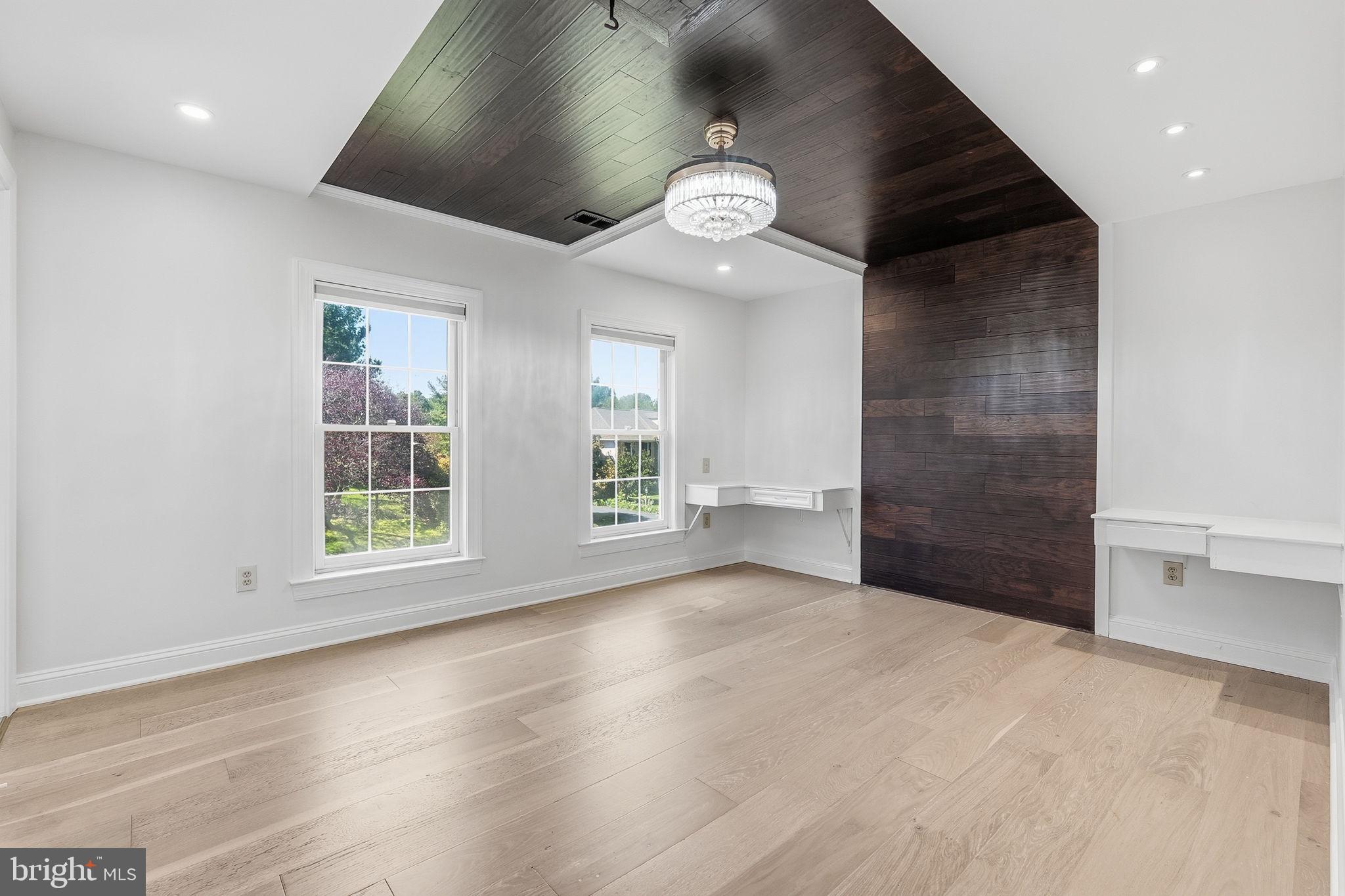 HICKORY CREEK ESTATES - Residential