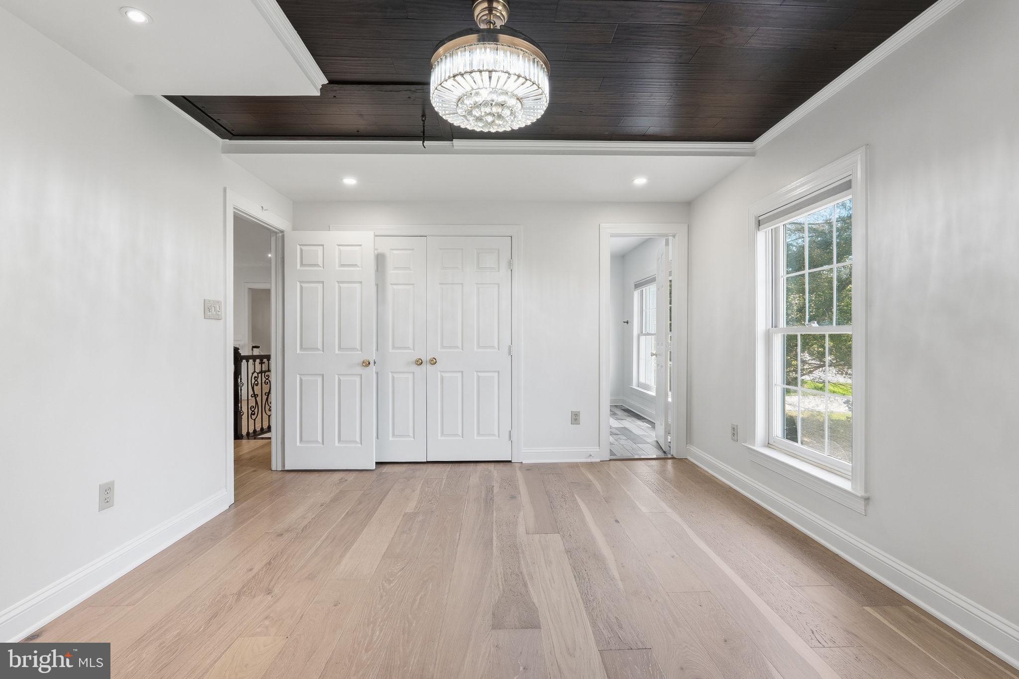 HICKORY CREEK ESTATES - Residential