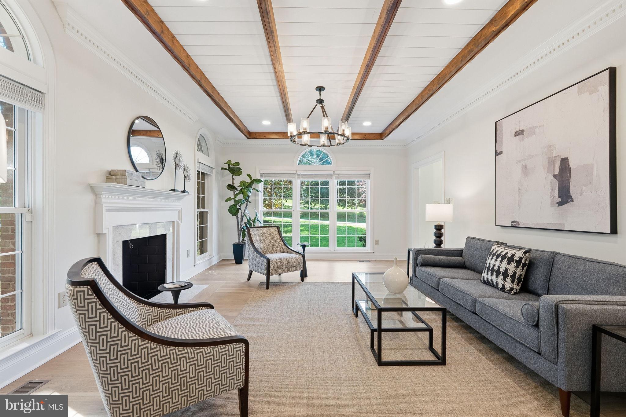 HICKORY CREEK ESTATES - Residential