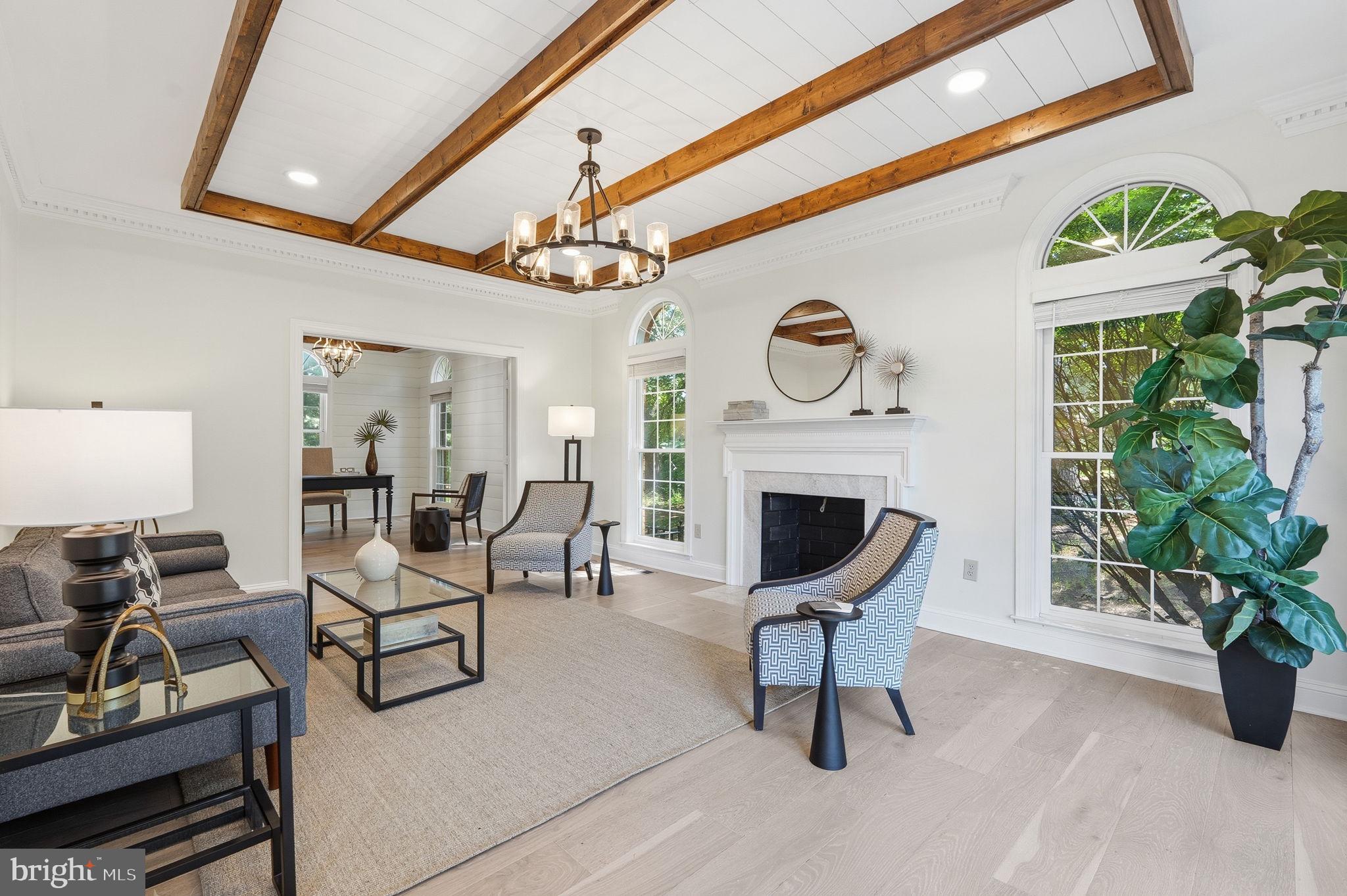 HICKORY CREEK ESTATES - Residential
