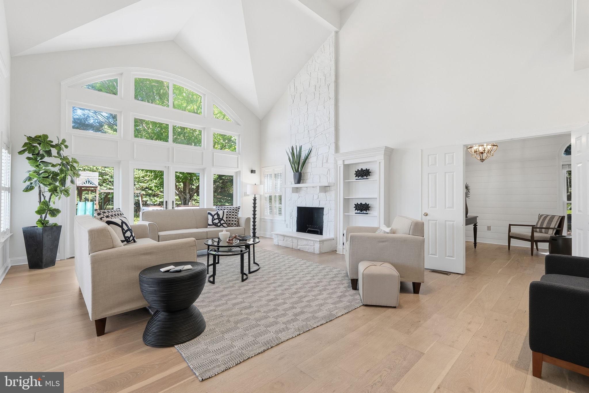 HICKORY CREEK ESTATES - Residential