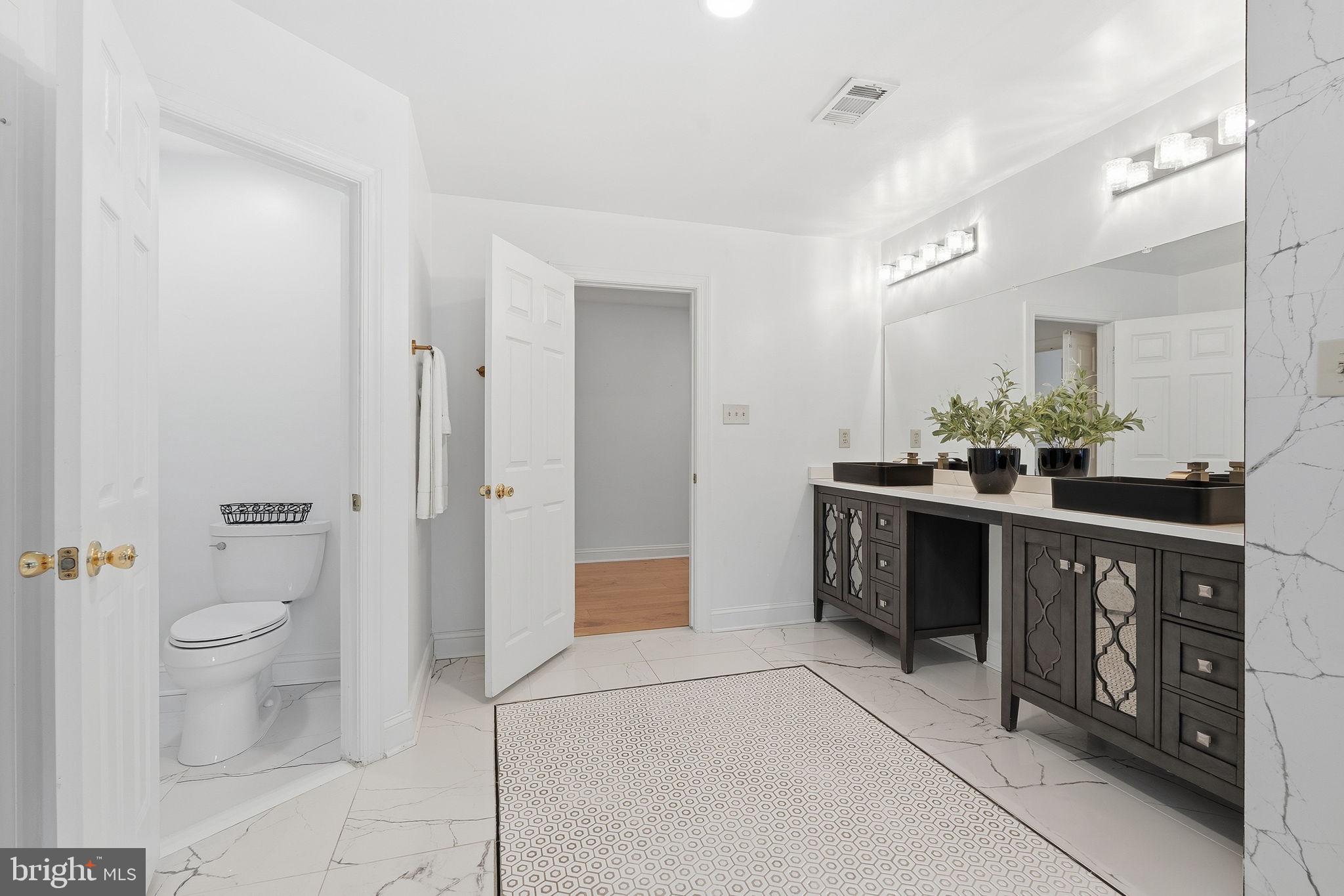 HICKORY CREEK ESTATES - Residential