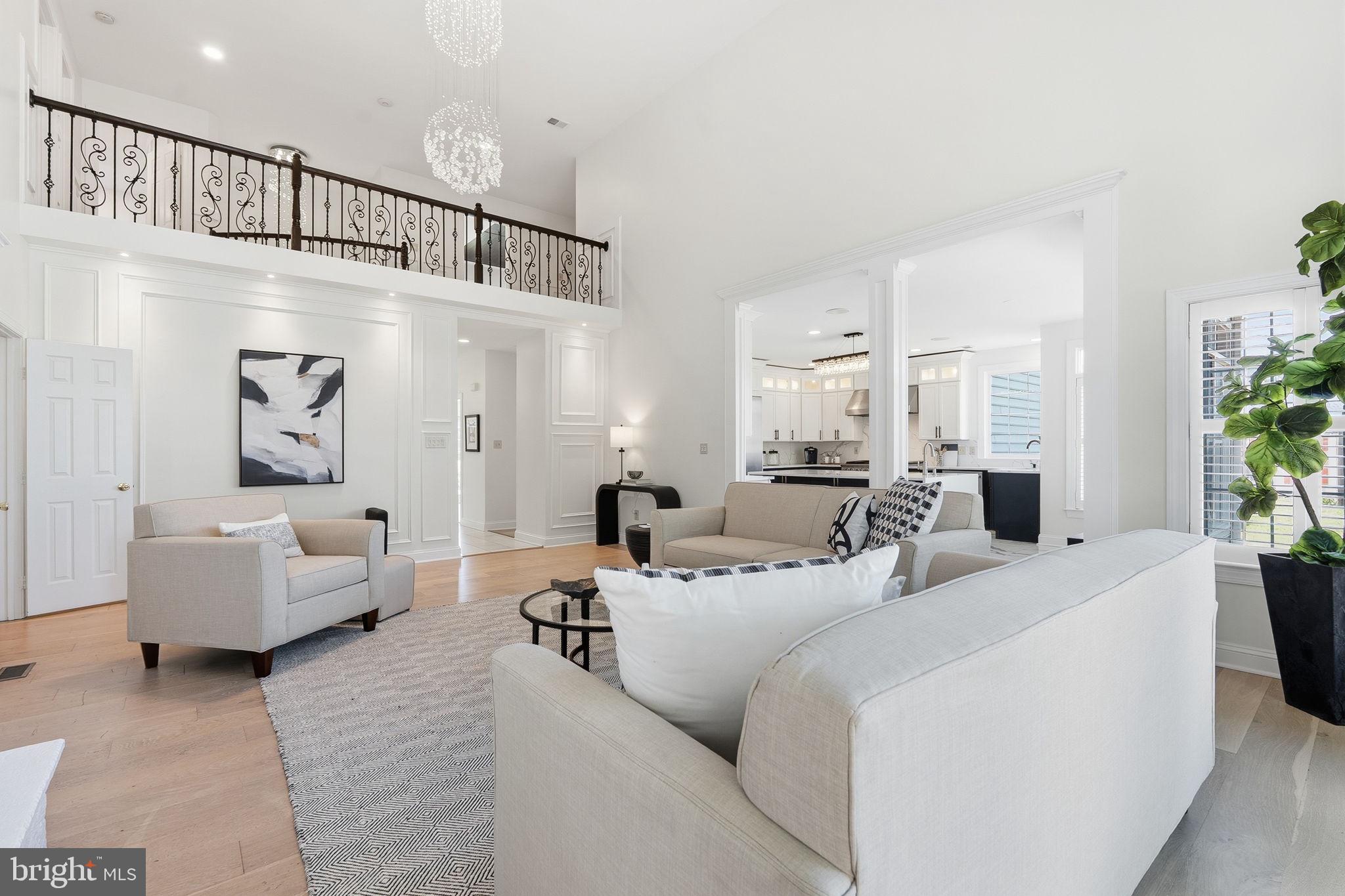 HICKORY CREEK ESTATES - Residential