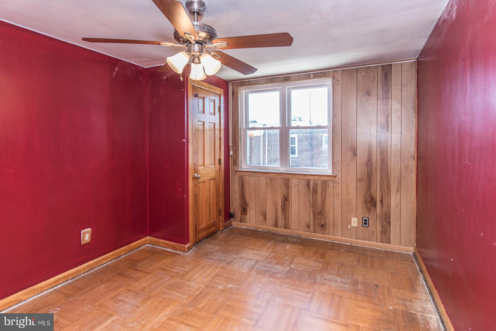 LAWNCREST - Residential