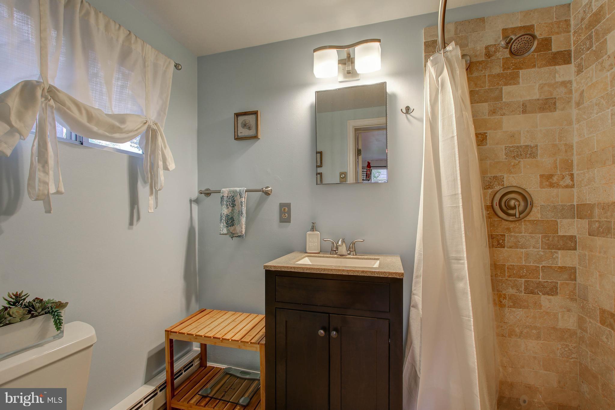 INDIAN SPRING CLUB ESTS - Residential