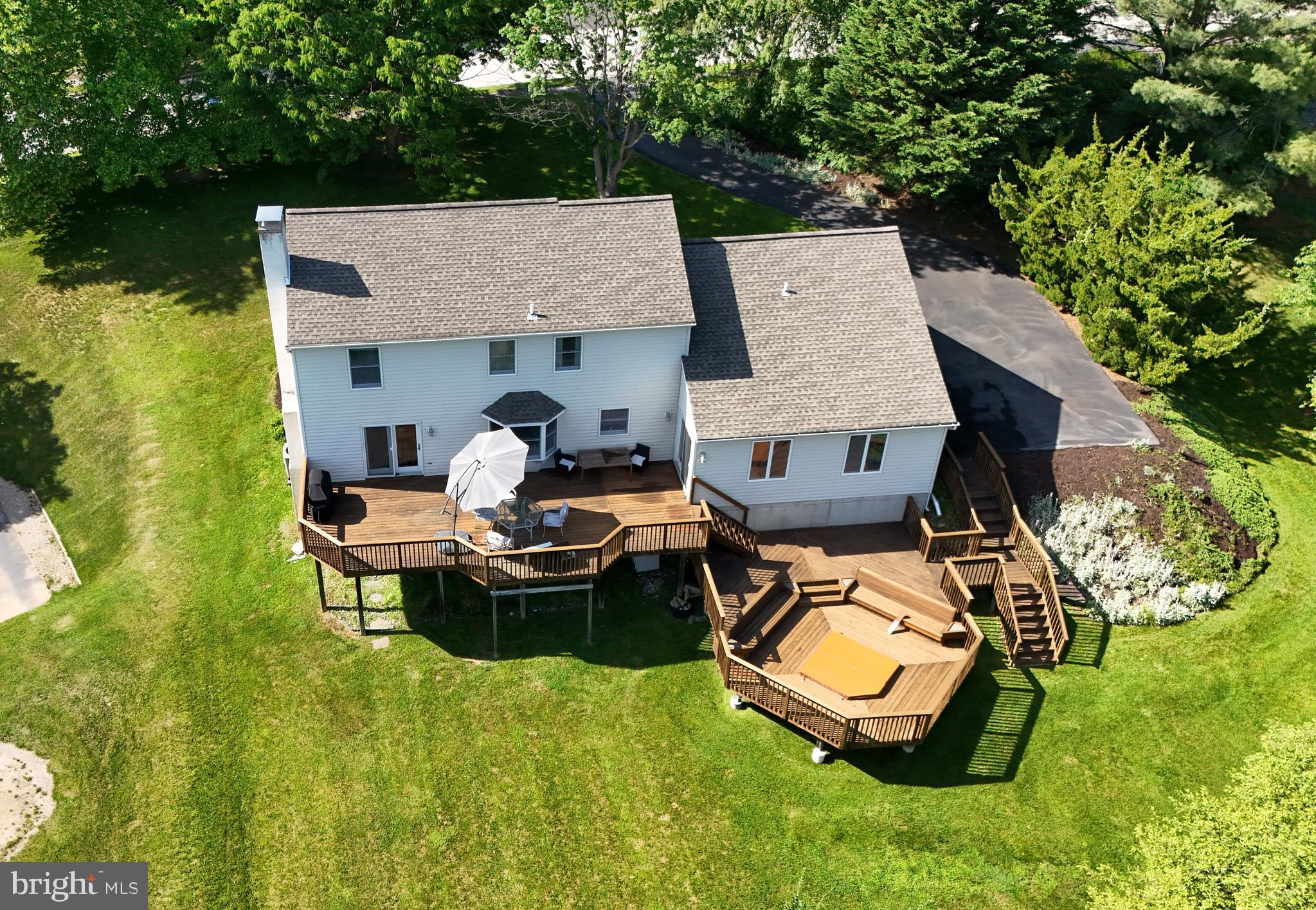 102 NOBLE DRIVE