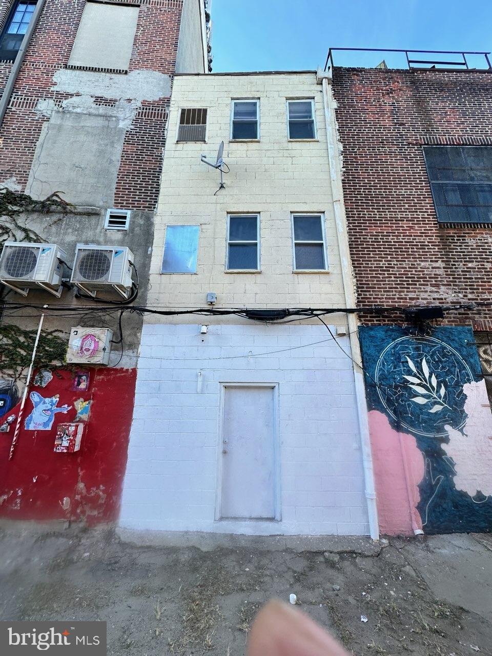 PASSYUNK SQUARE - Residential Income