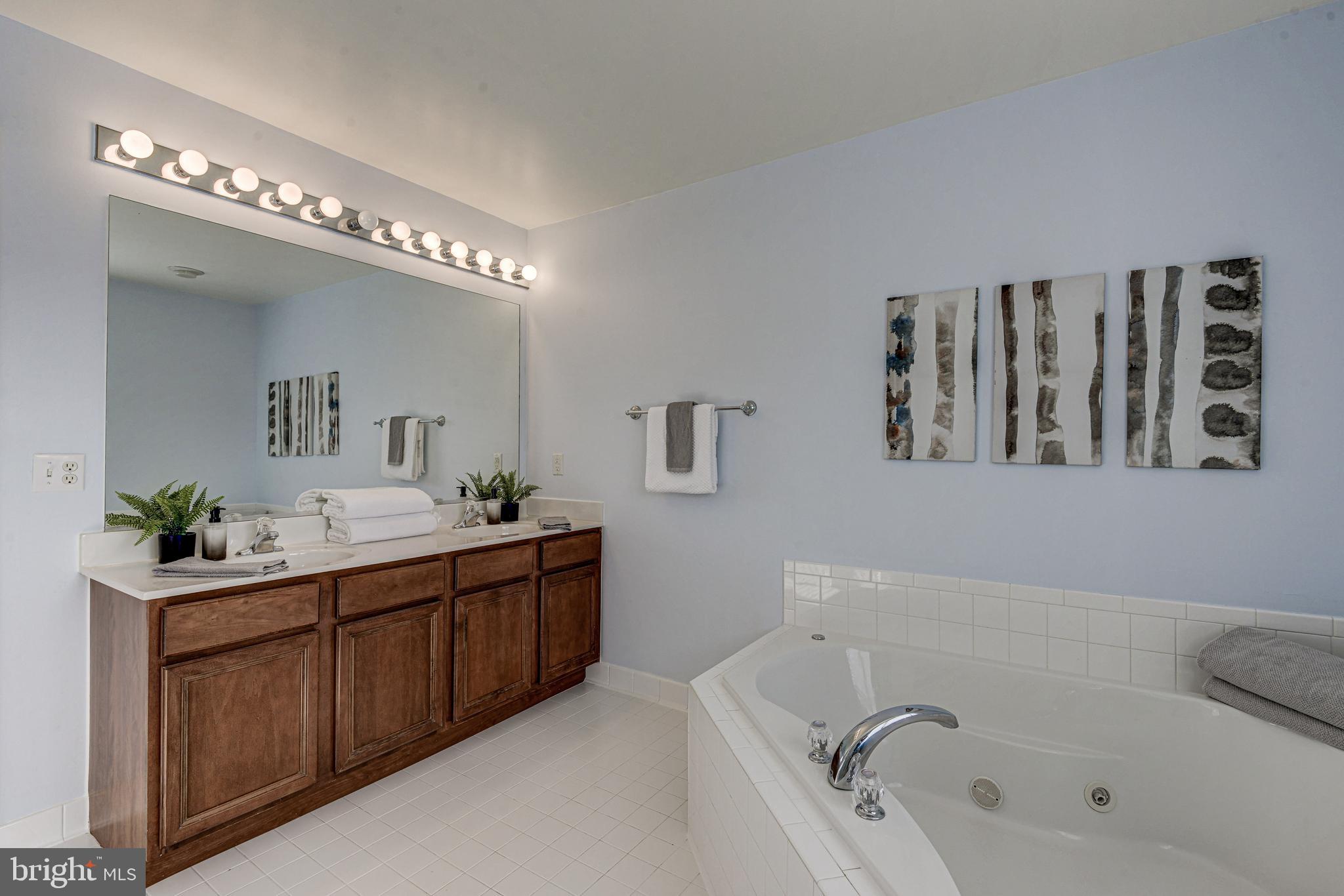 THOMPSON CREEK - Residential