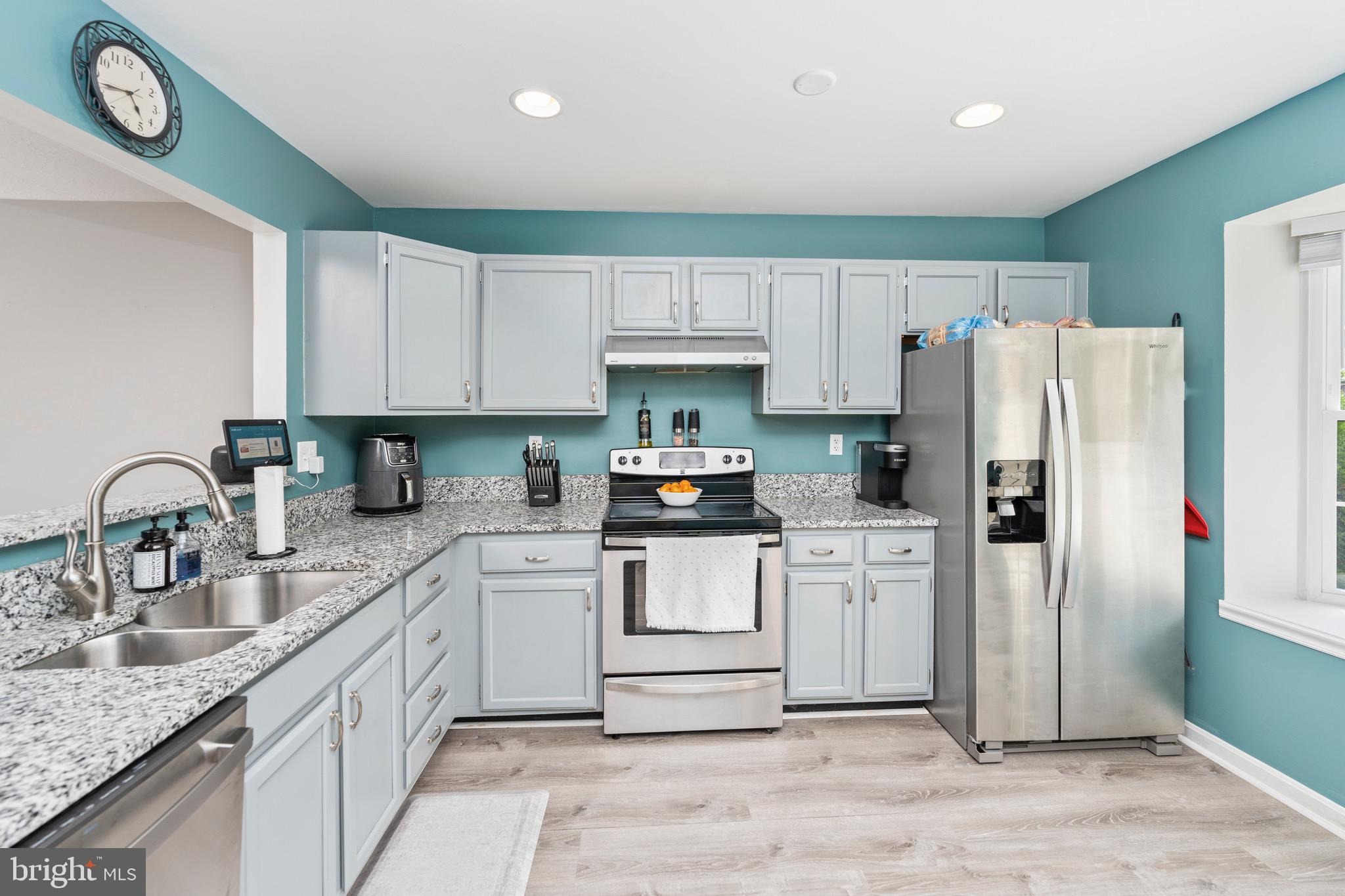 AMYCLAE ESTATES - Residential Lease