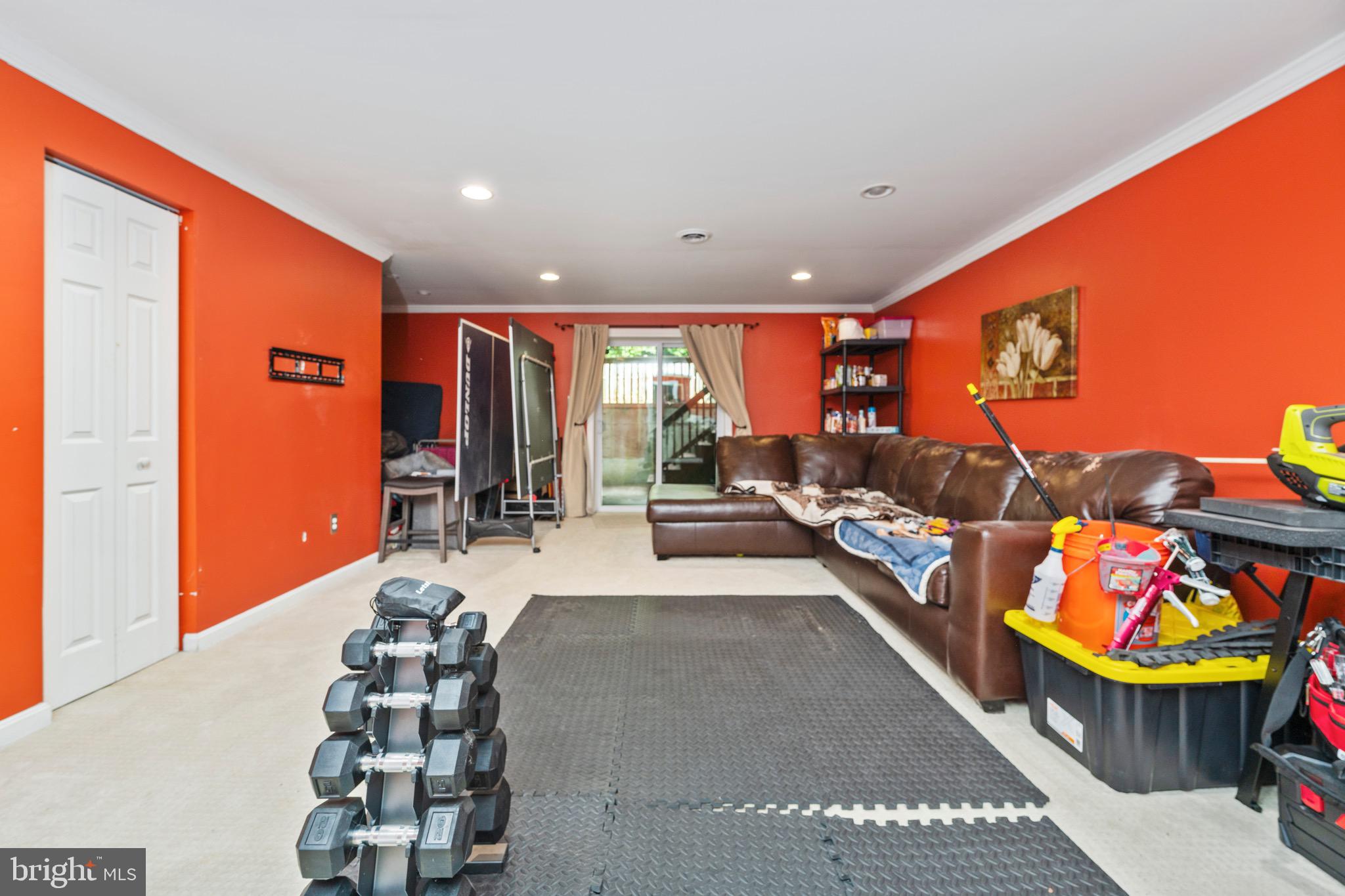 AMYCLAE ESTATES - Residential Lease