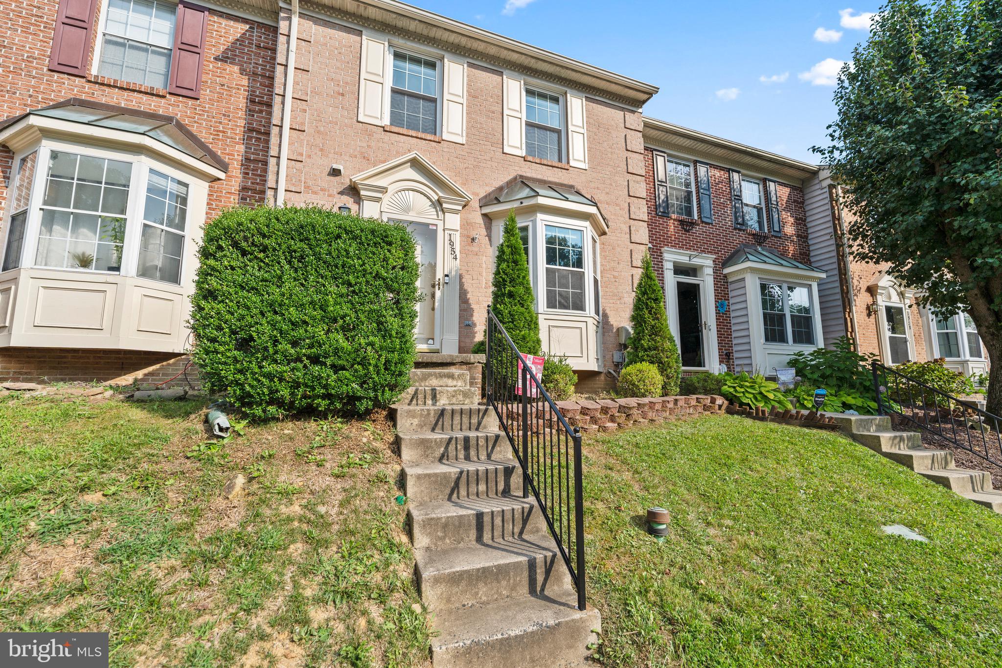 AMYCLAE ESTATES - Residential Lease