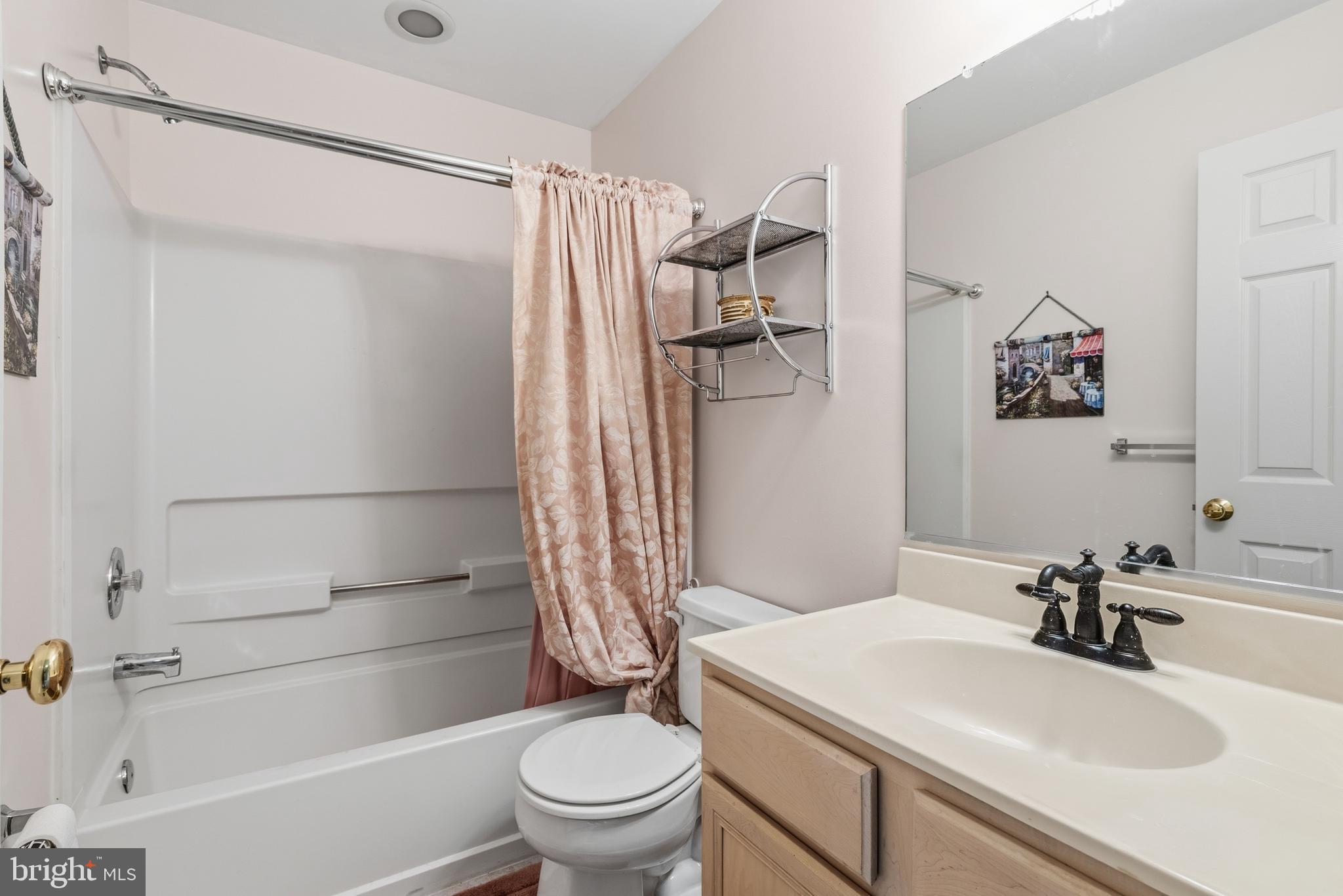 STONEGATE - Residential