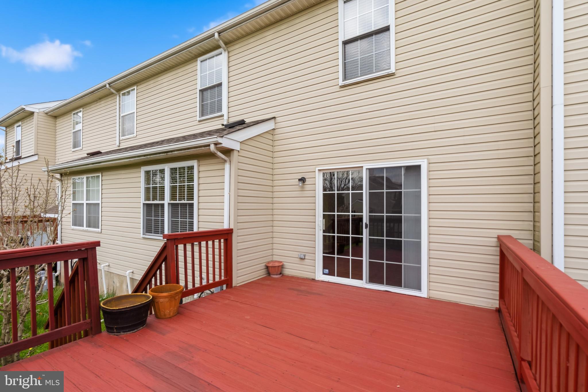 STONEGATE - Residential