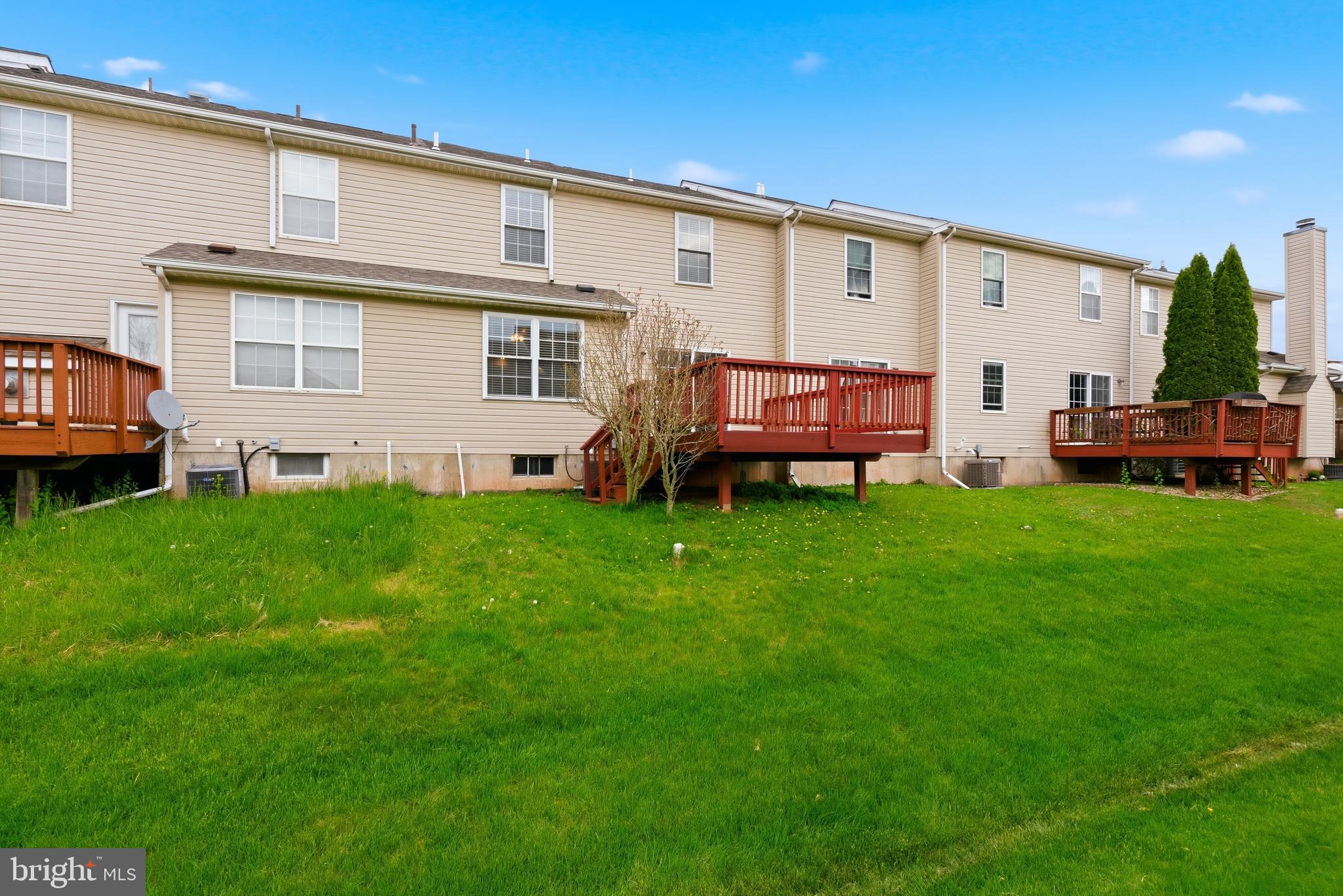 STONEGATE - Residential