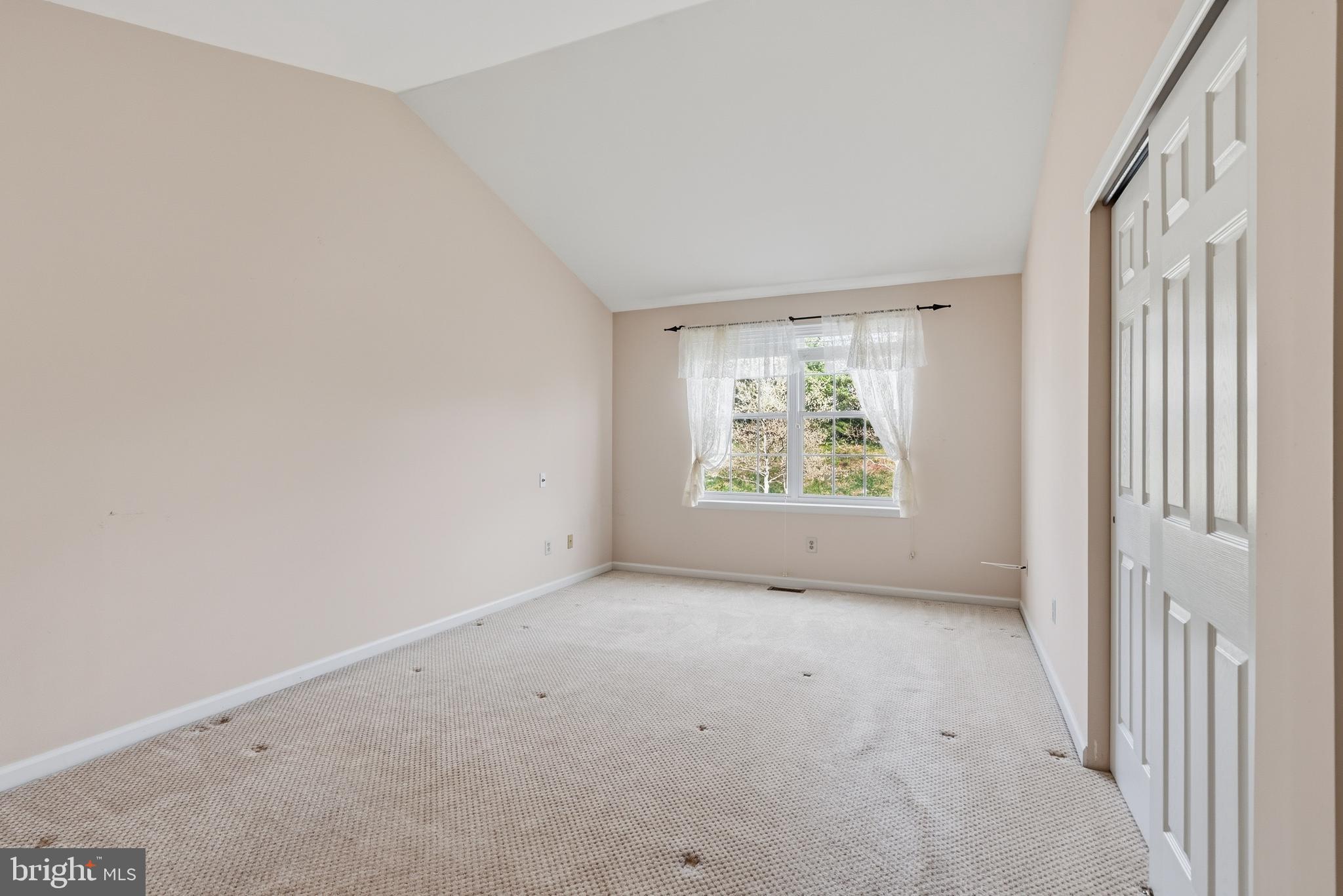 STONEGATE - Residential