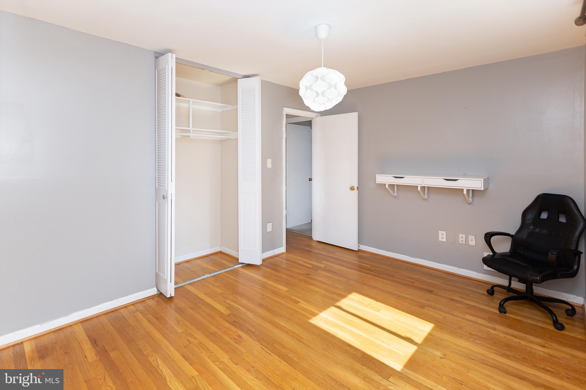 WEST SPRINGFIELD VILLAGE - Residential