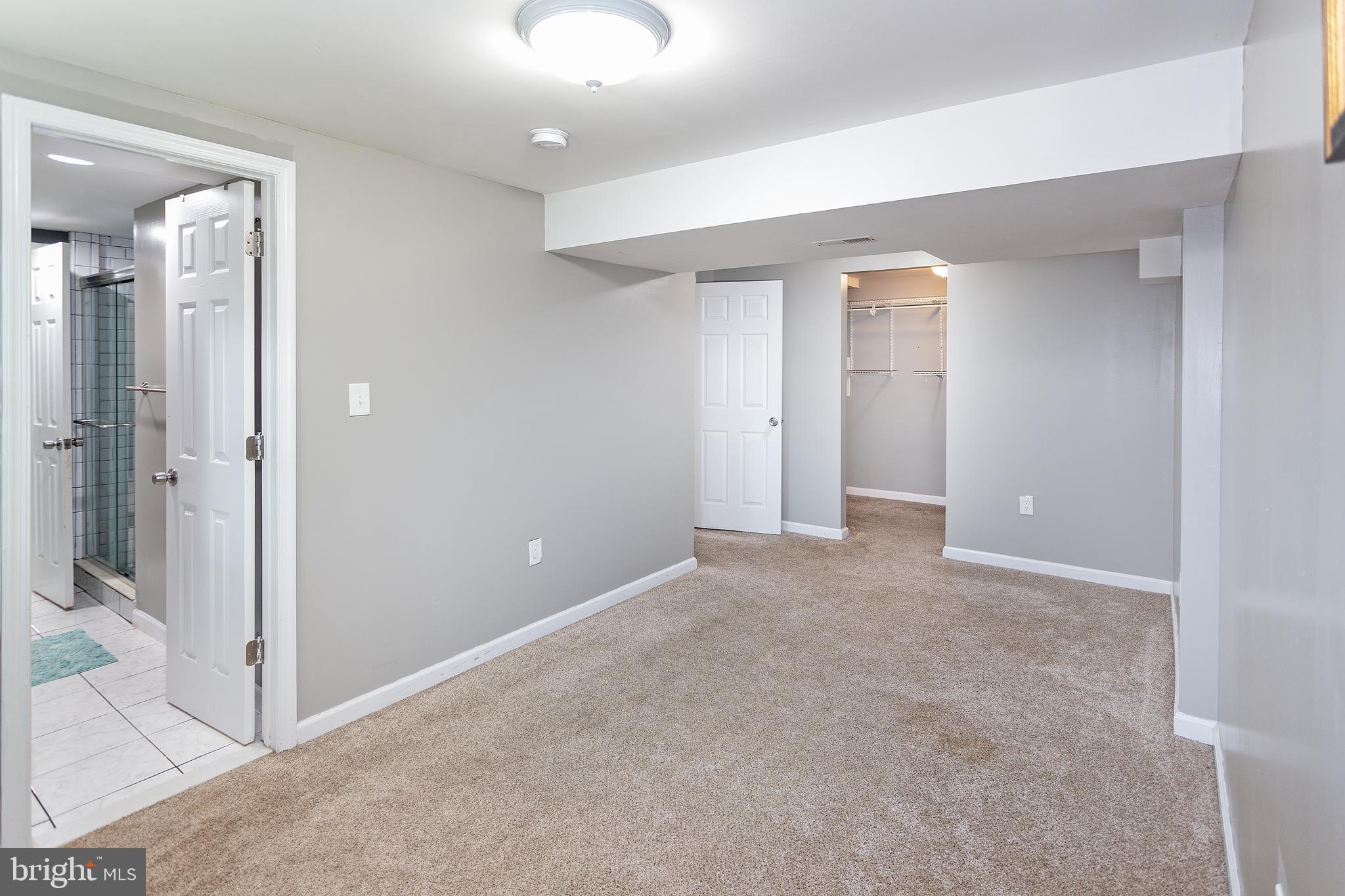 WEST SPRINGFIELD VILLAGE - Residential