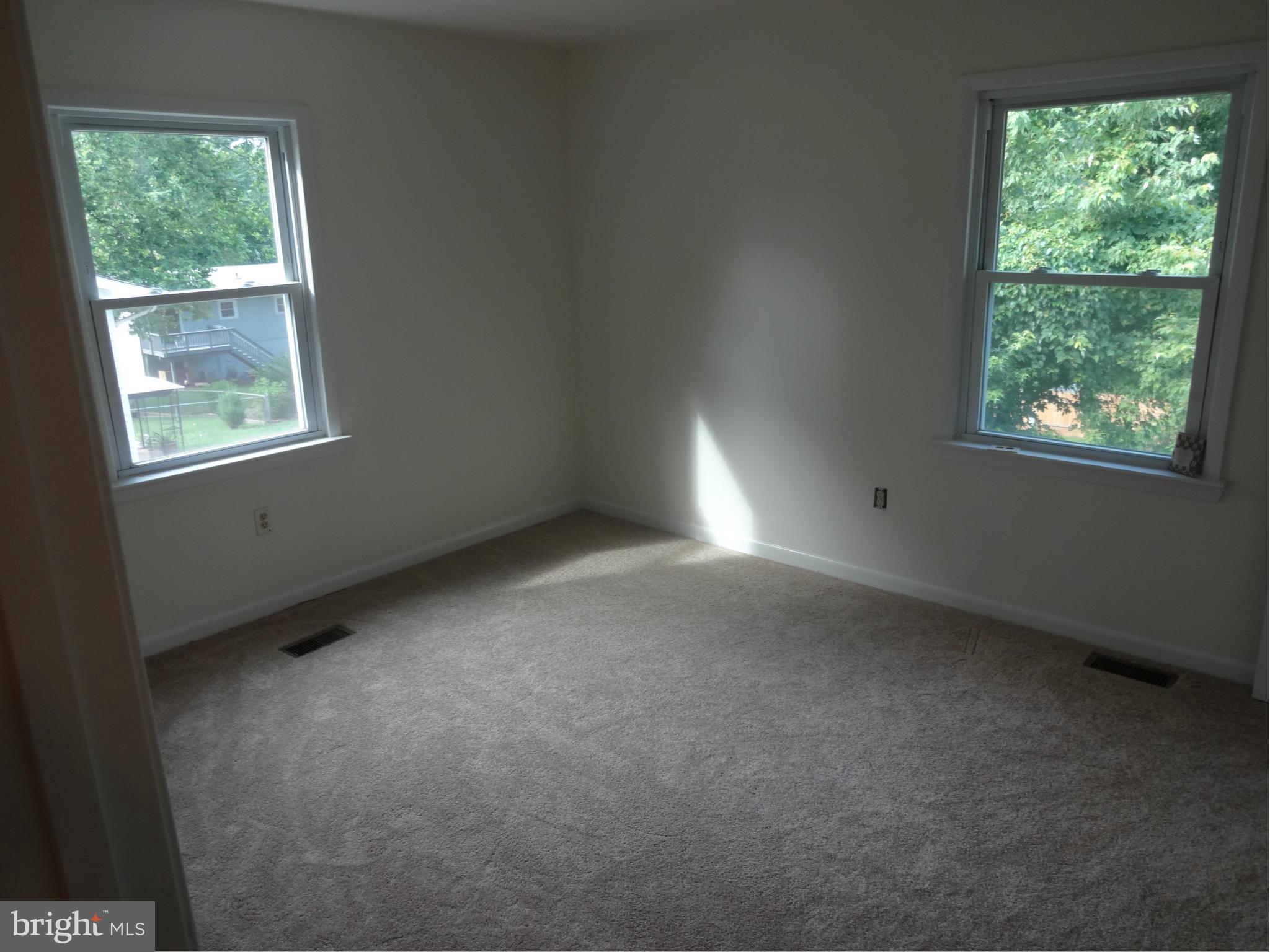 OAKRIDGE / COUNTRY RIDGE - Residential