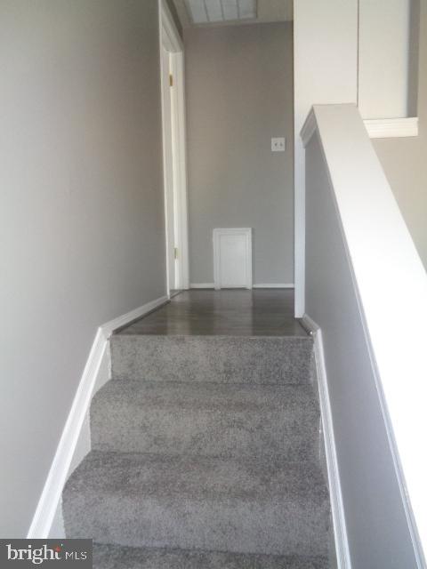 MARLBOROUGH TOWNE - Residential Lease