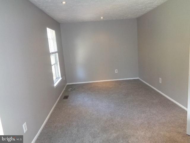 MARLBOROUGH TOWNE - Residential Lease