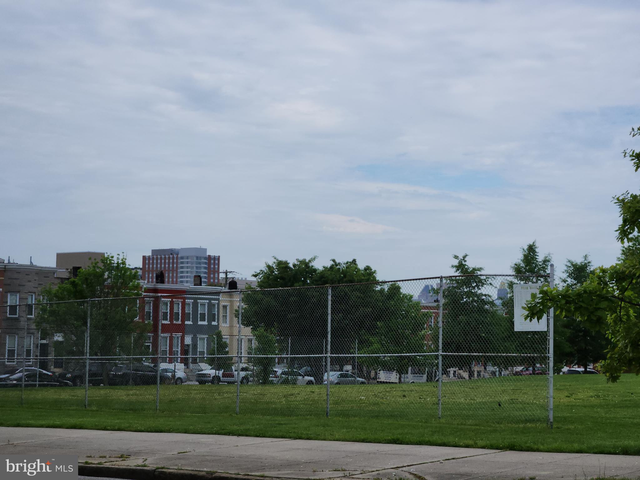BROADWAY EAST - Residential