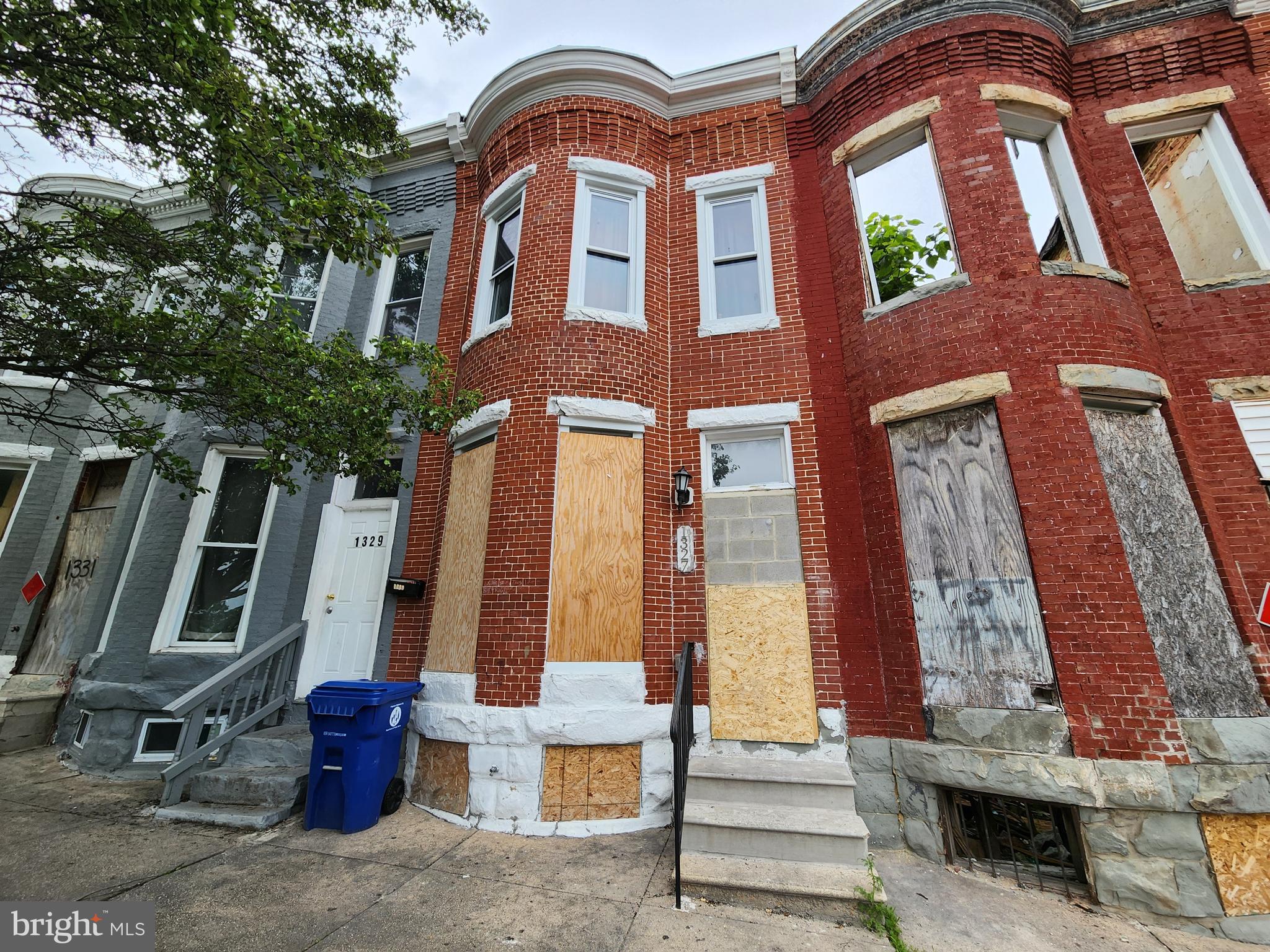 1327 N PATTERSON PARK AVENUE
