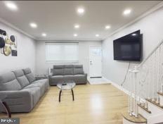 2545 S 9TH STREET