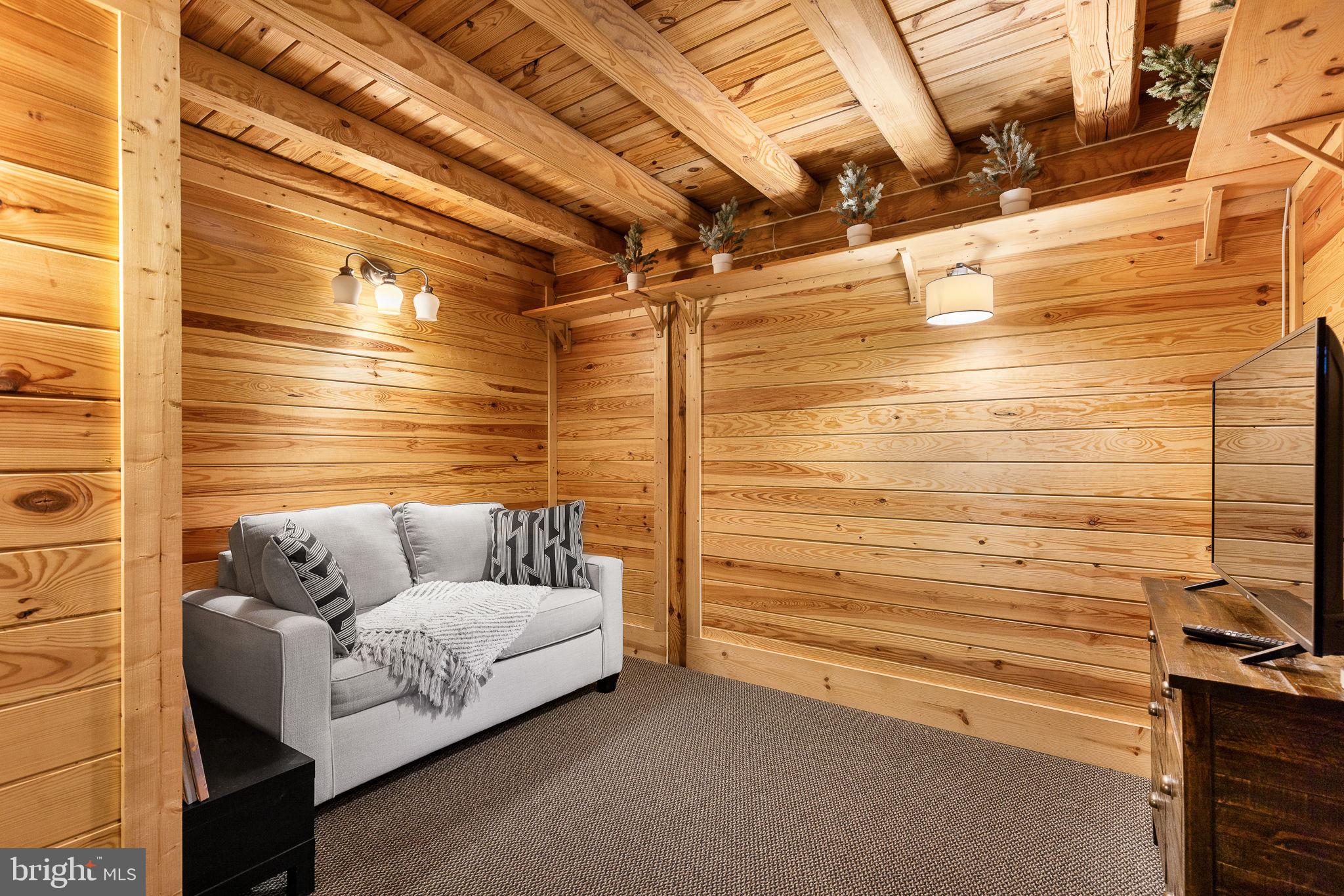 STAFFORD HEIGHTS - Residential Lease