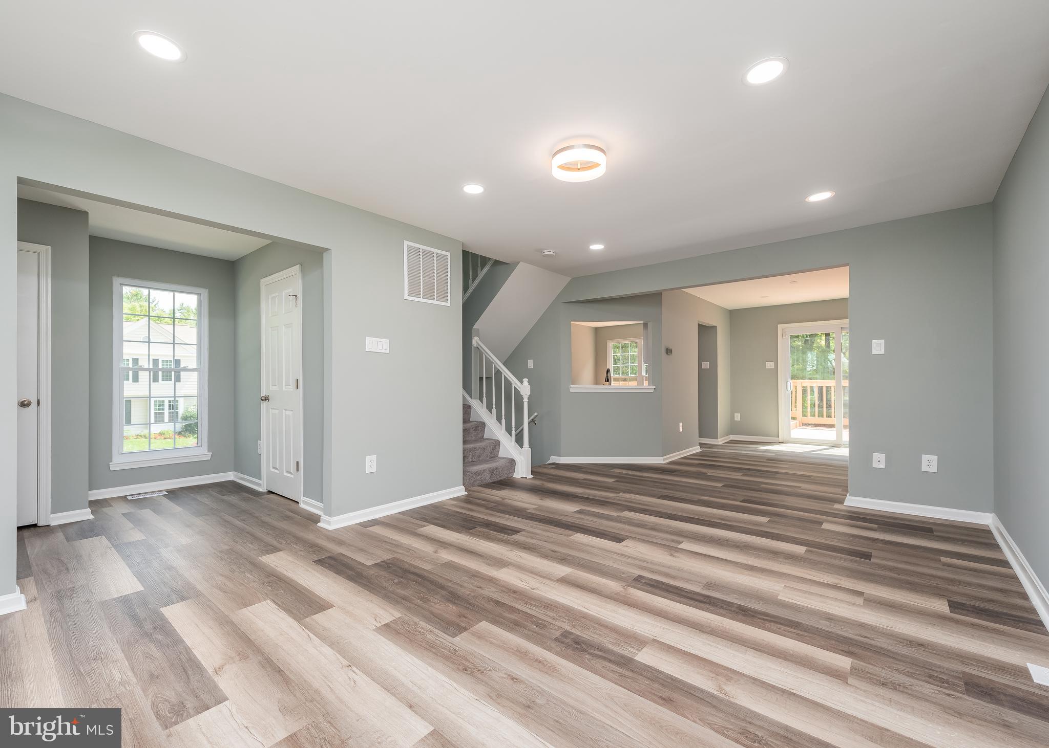 PLEASANT HILLS - Residential