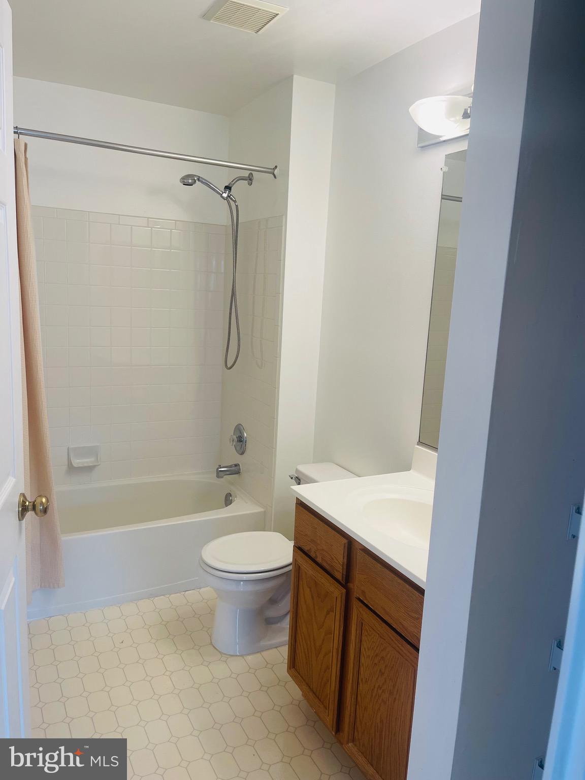 PROSPECT COVE AT LAKESID - Residential Lease