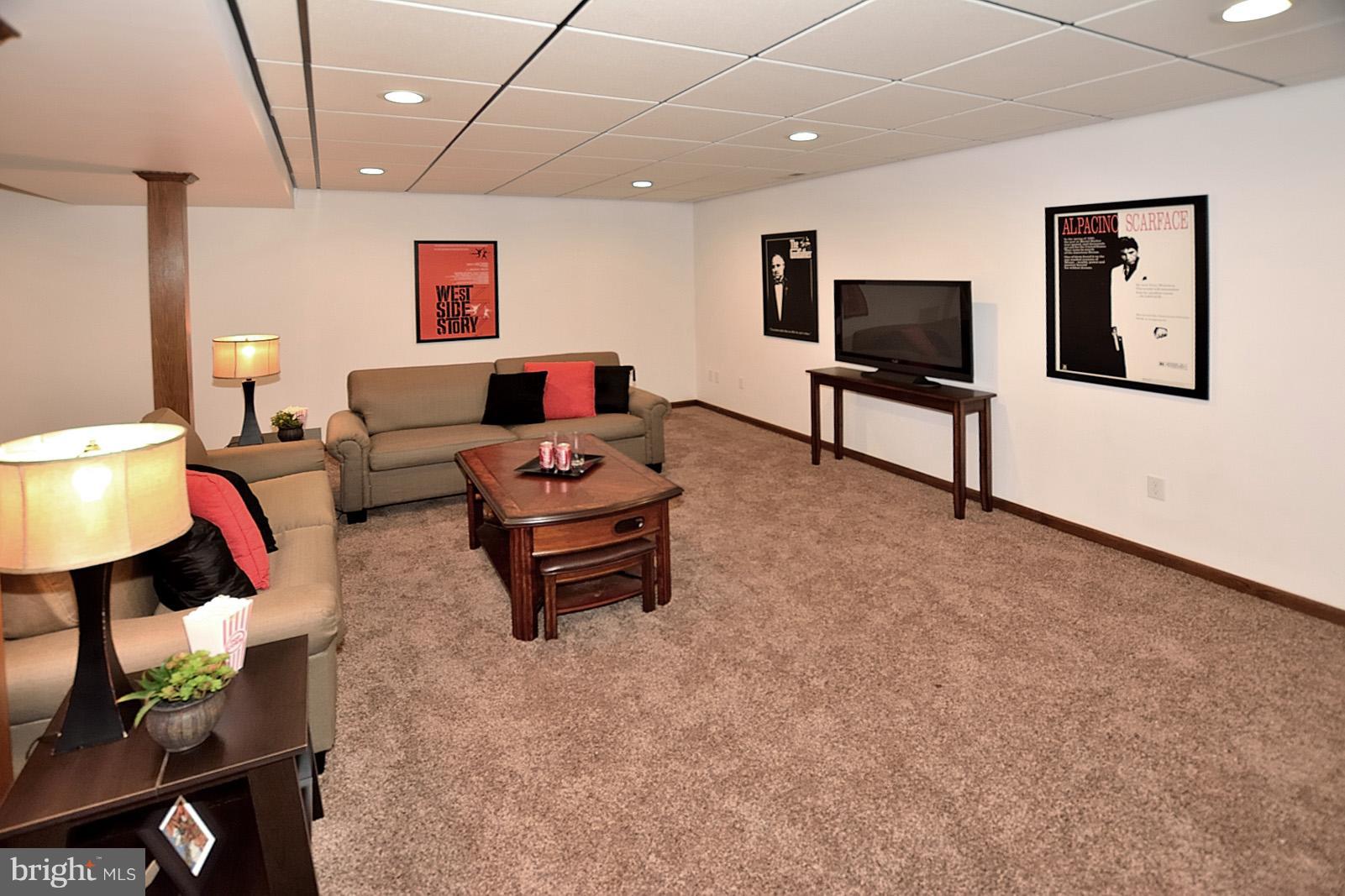 BULL RUN MOUNTAIN ESTATE - Residential