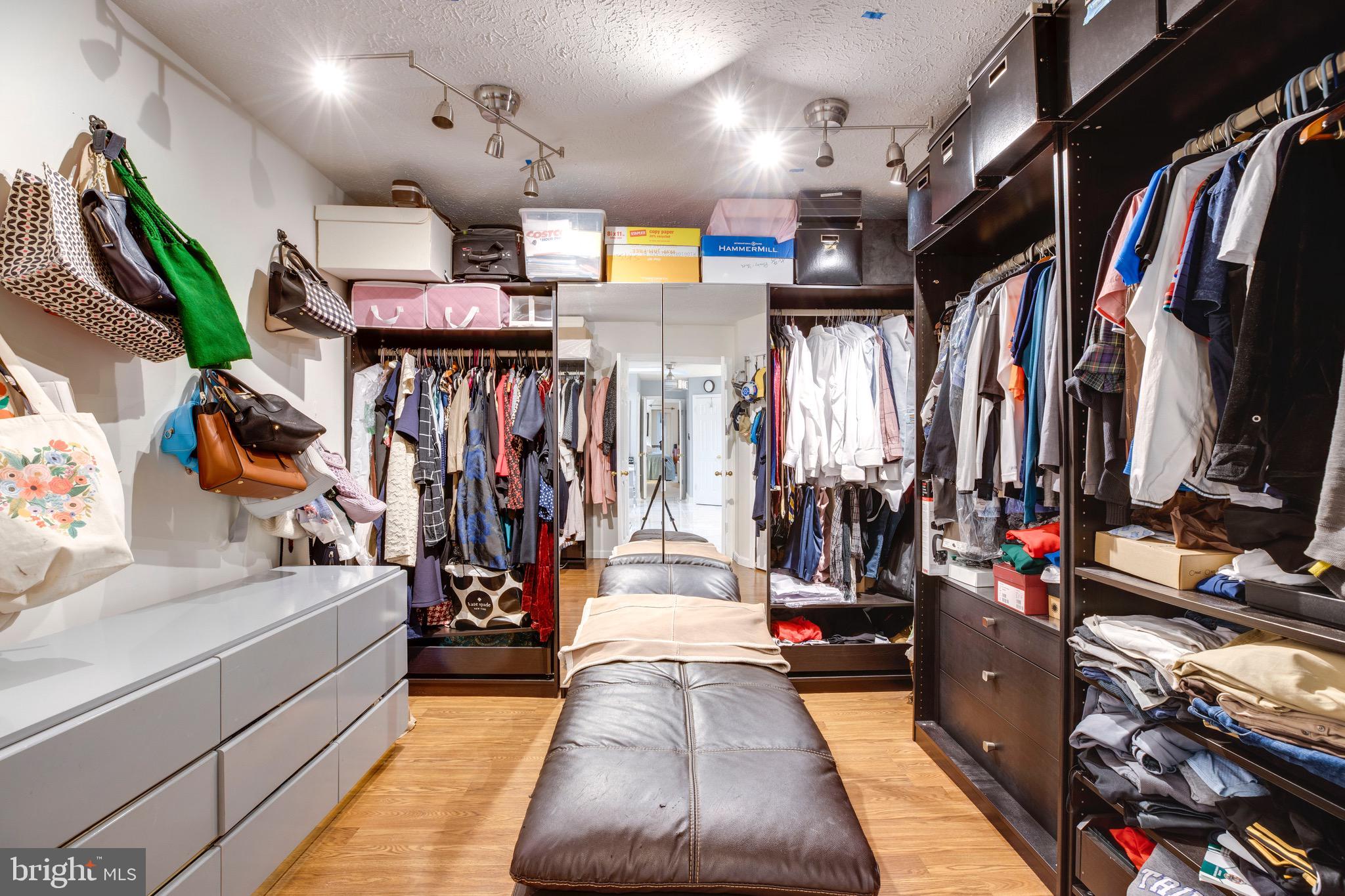 BRADDOCK FARMS - Residential