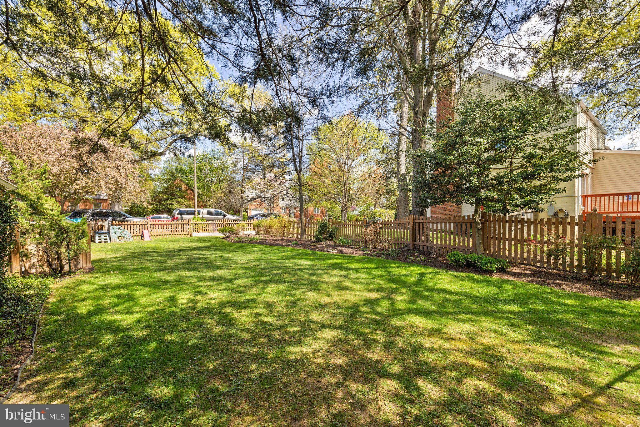 LEE HEIGHTS - Residential