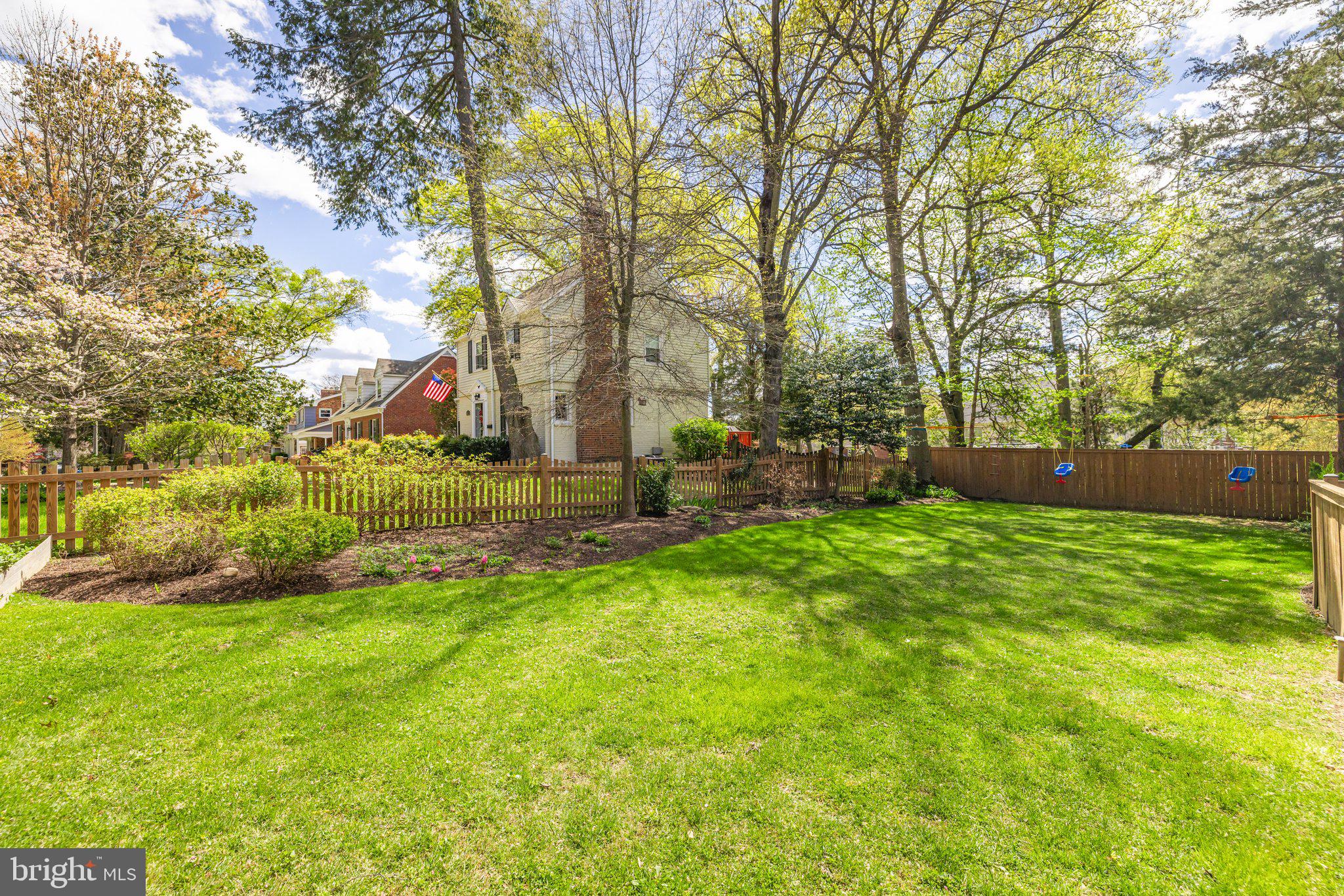 LEE HEIGHTS - Residential