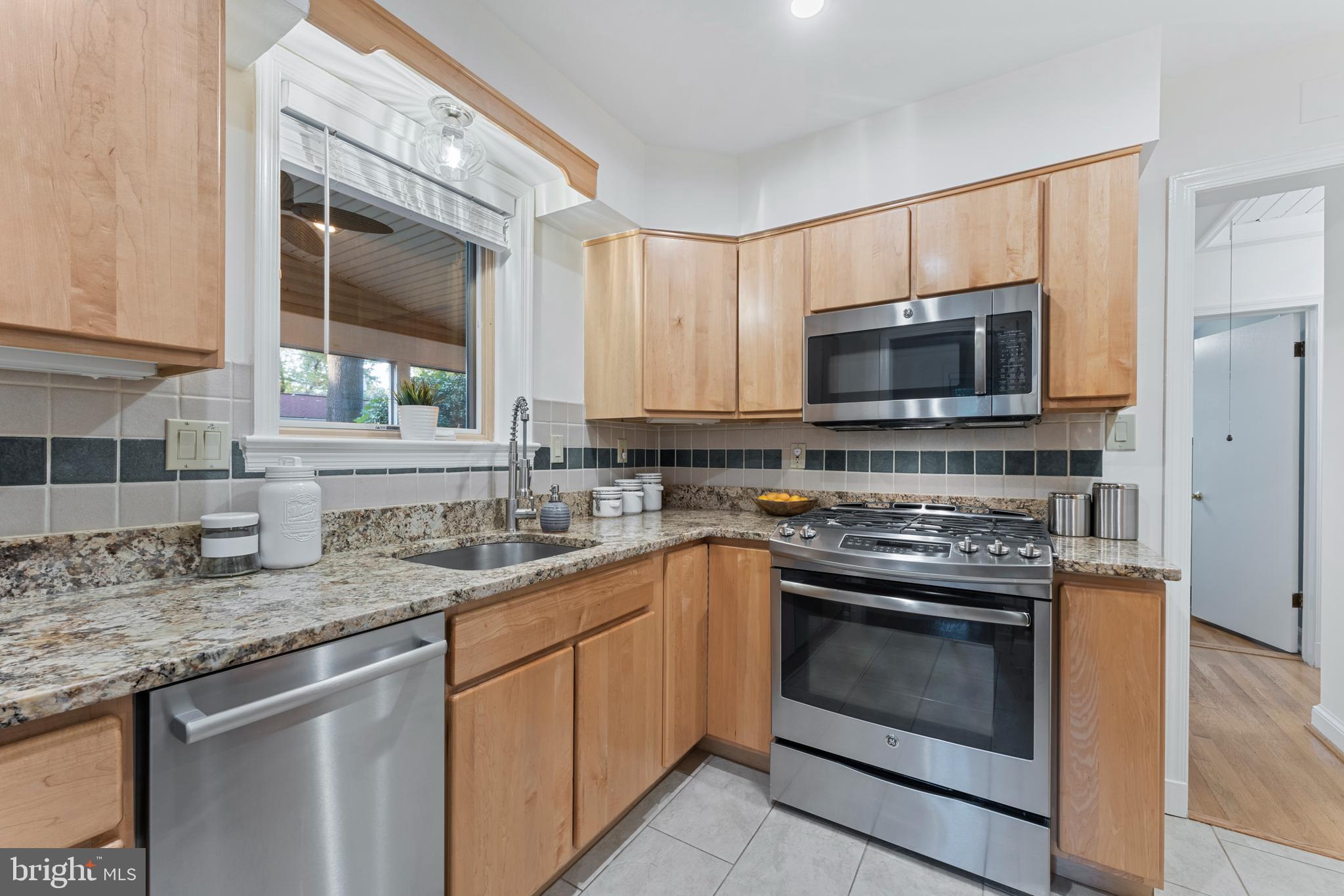 FAIRWAY - Residential